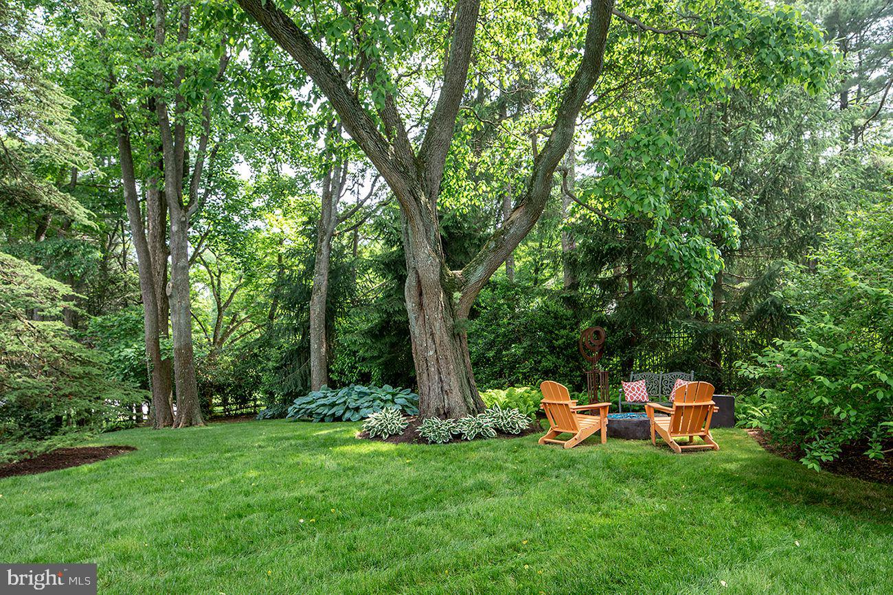 GLADWYNE - Residential