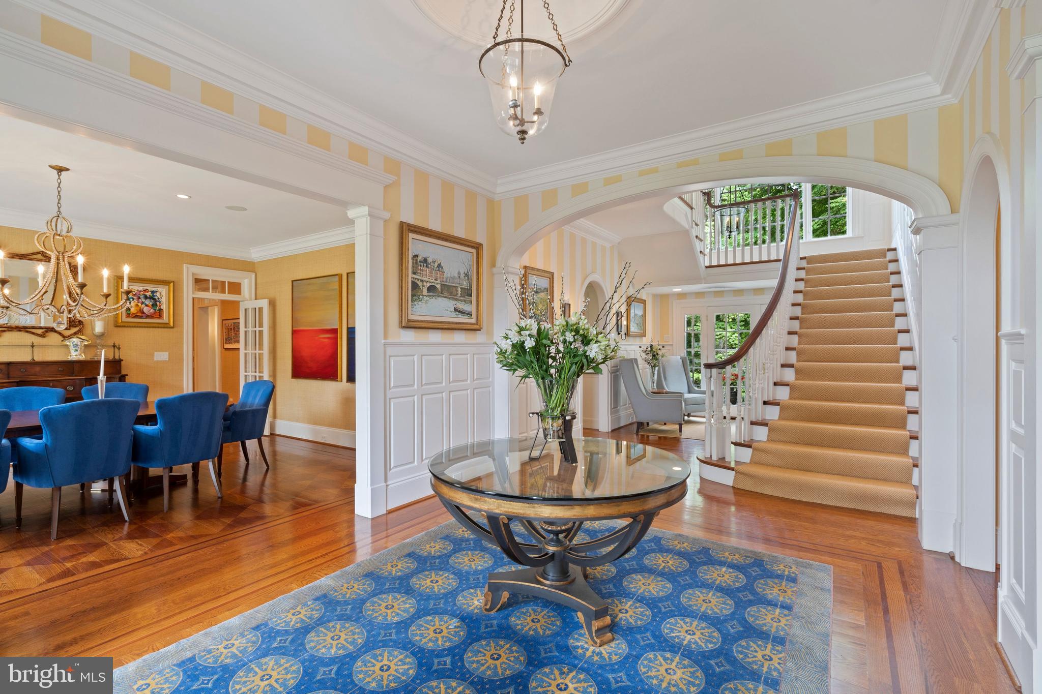 GLADWYNE - Residential