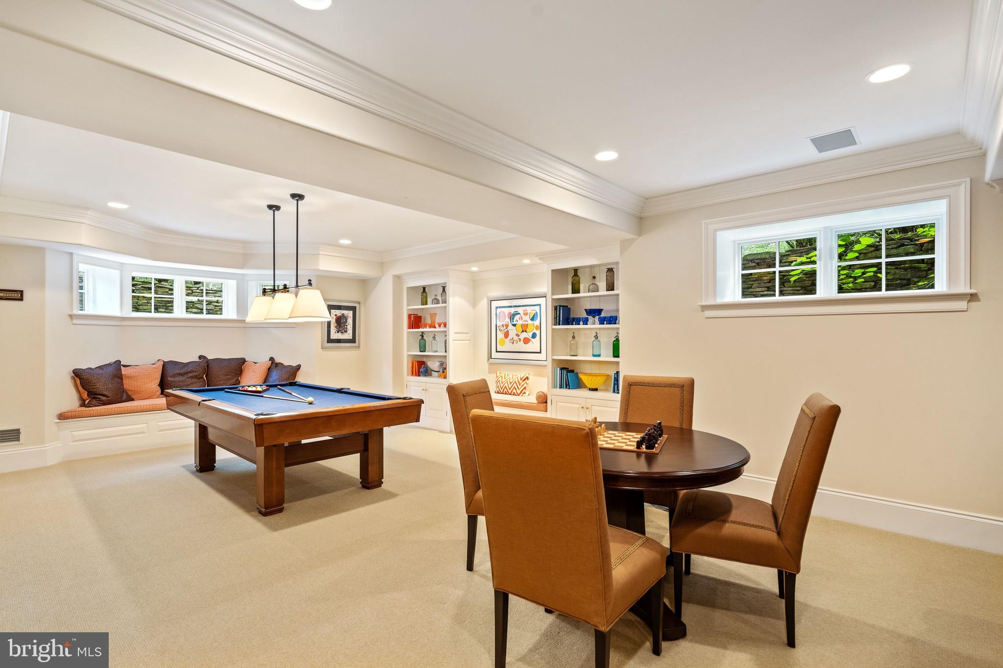 GLADWYNE - Residential