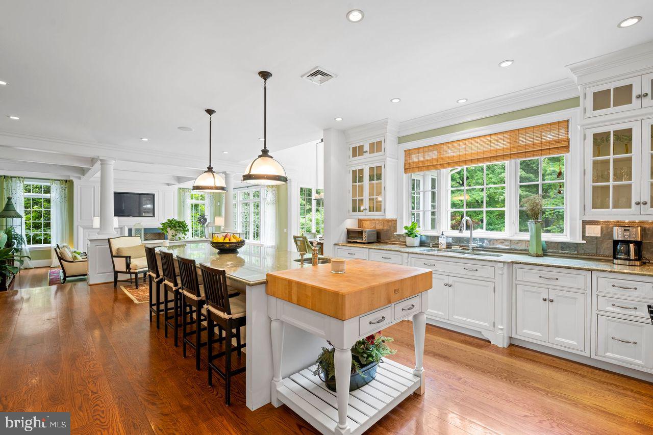 GLADWYNE - Residential