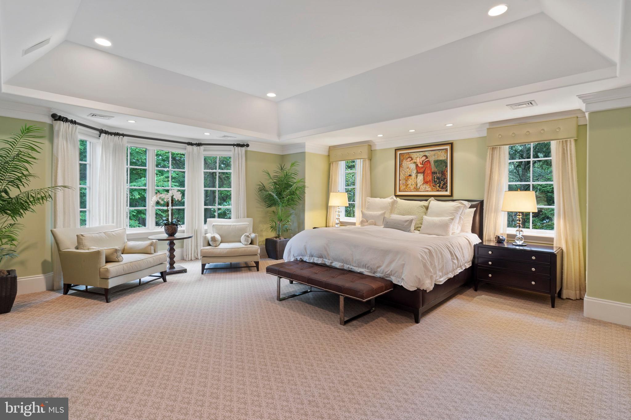 GLADWYNE - Residential