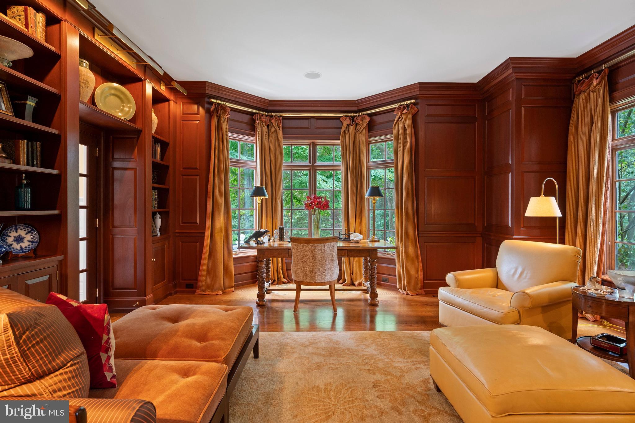 GLADWYNE - Residential