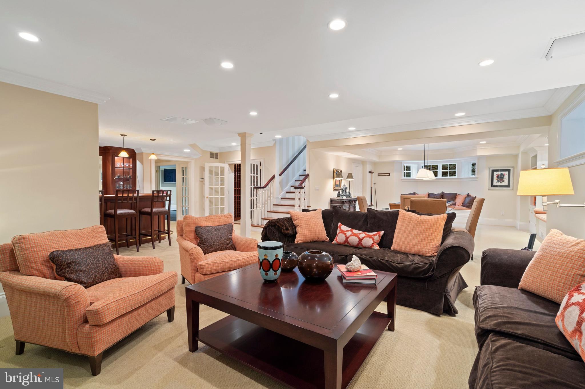 GLADWYNE - Residential