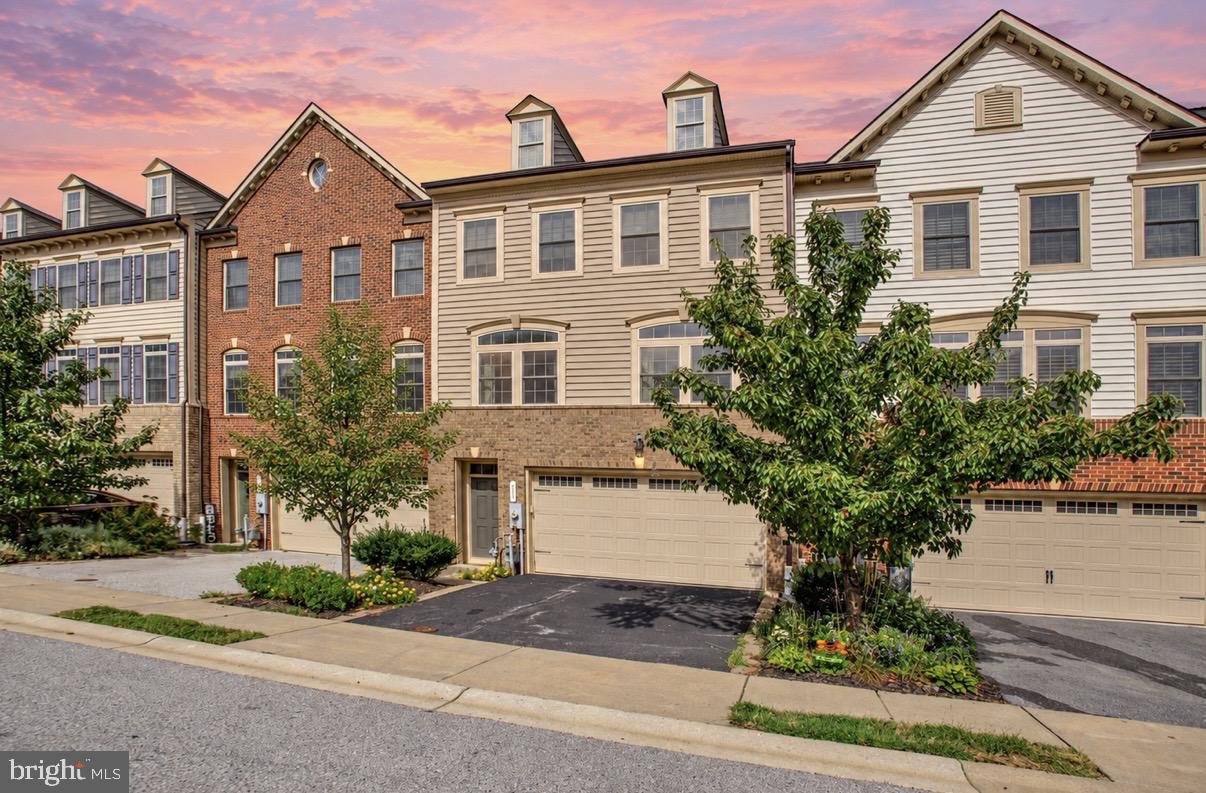 148 MERRIMACK WAY