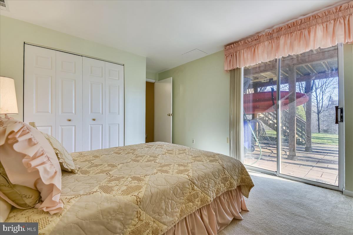 OAKS OF HARFORD - Residential