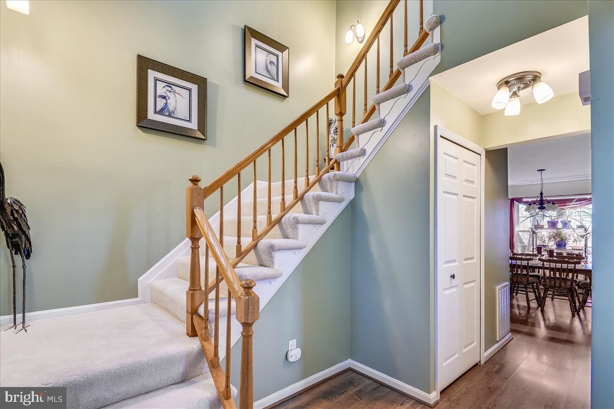 OAKS OF HARFORD - Residential