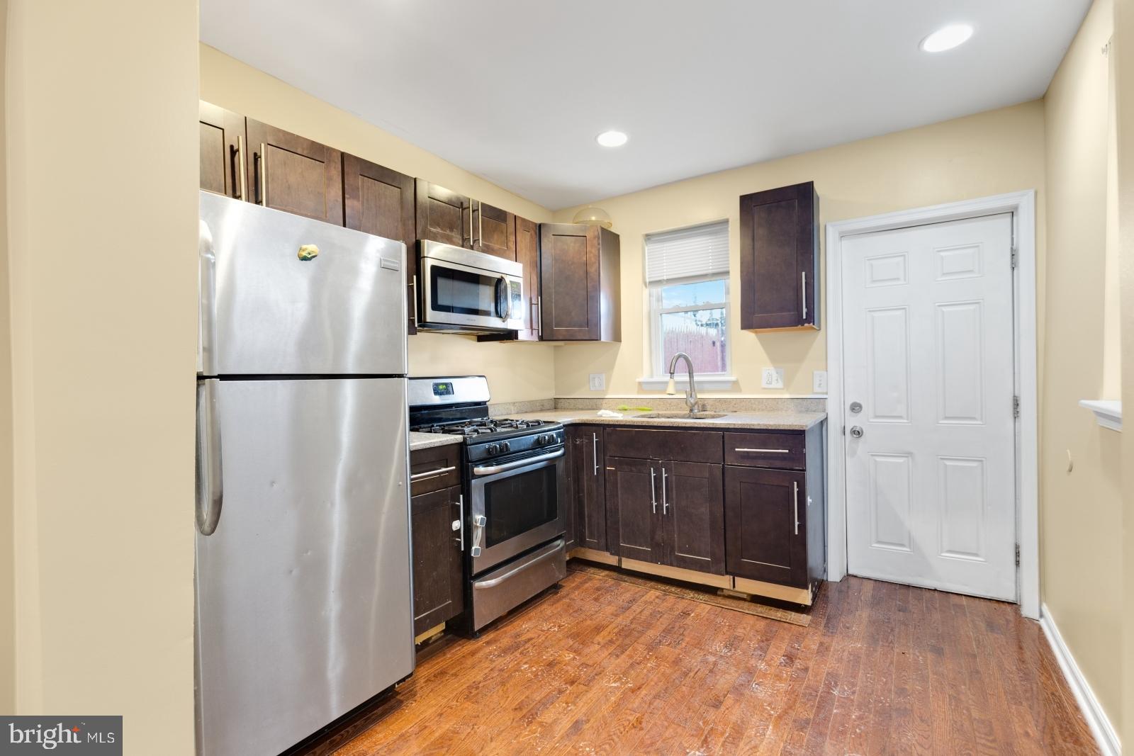 WEST PASSYUNK - Residential