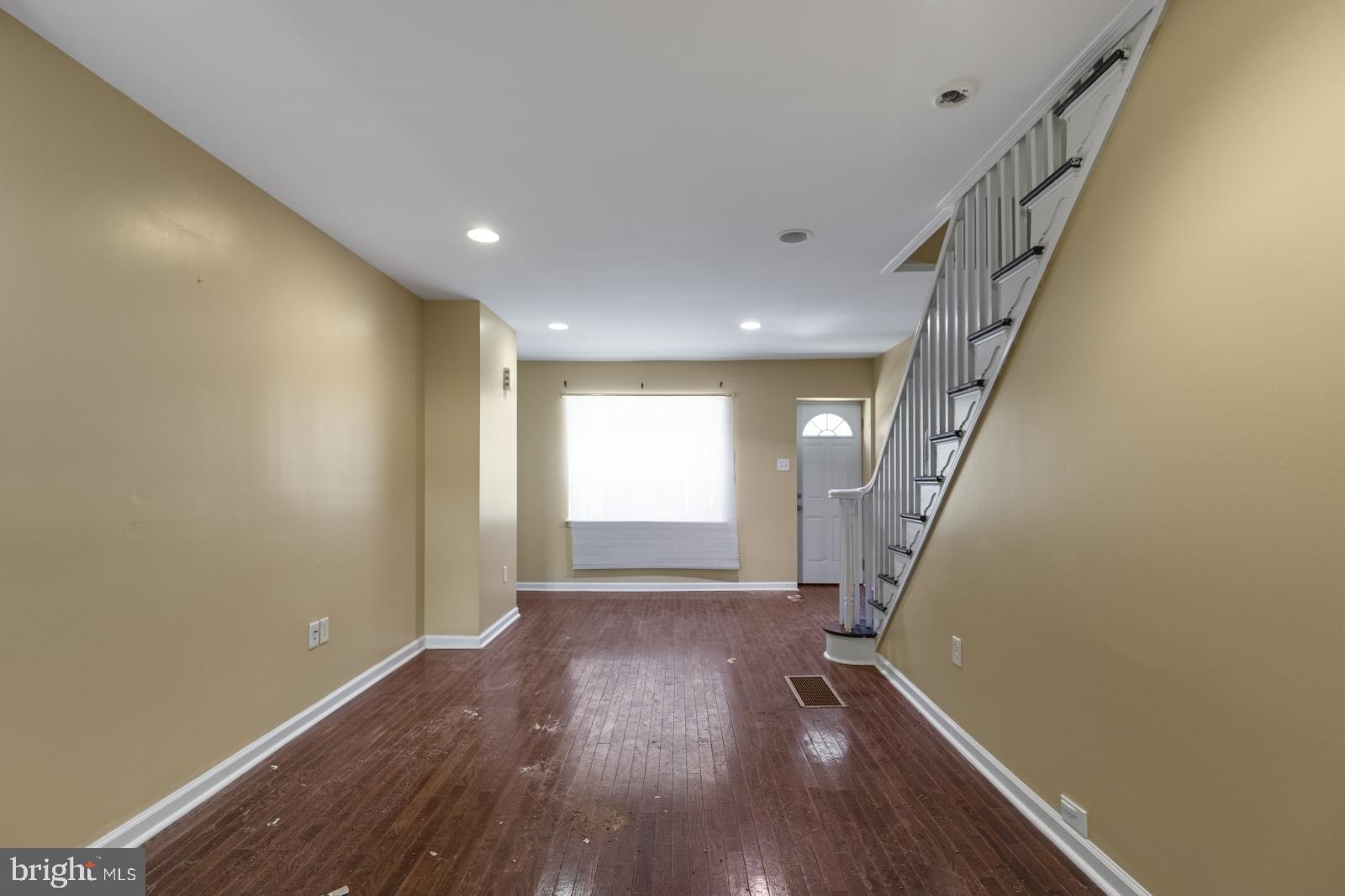 1908 S BONSALL STREET