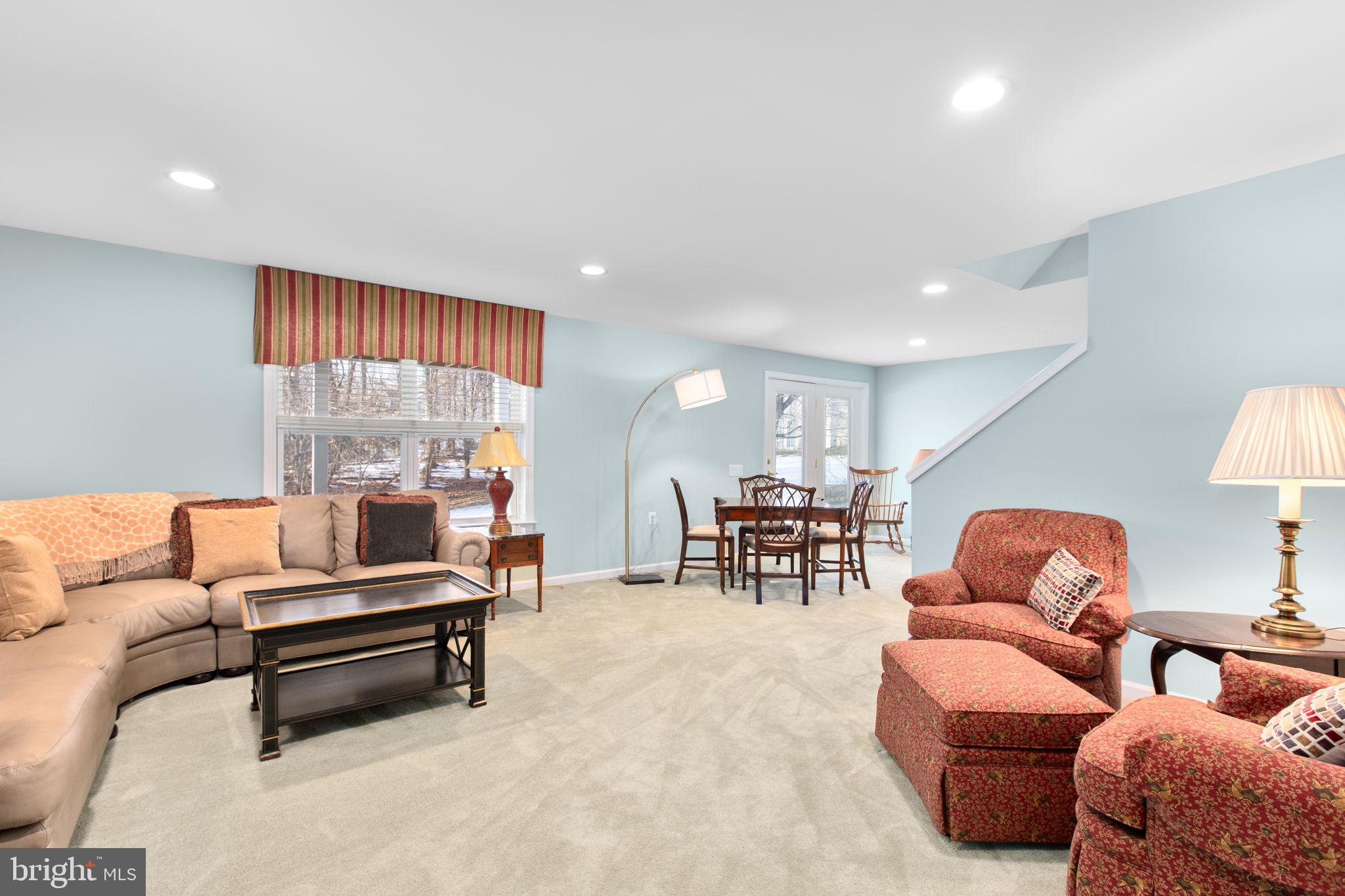 FALLS RUN - Residential