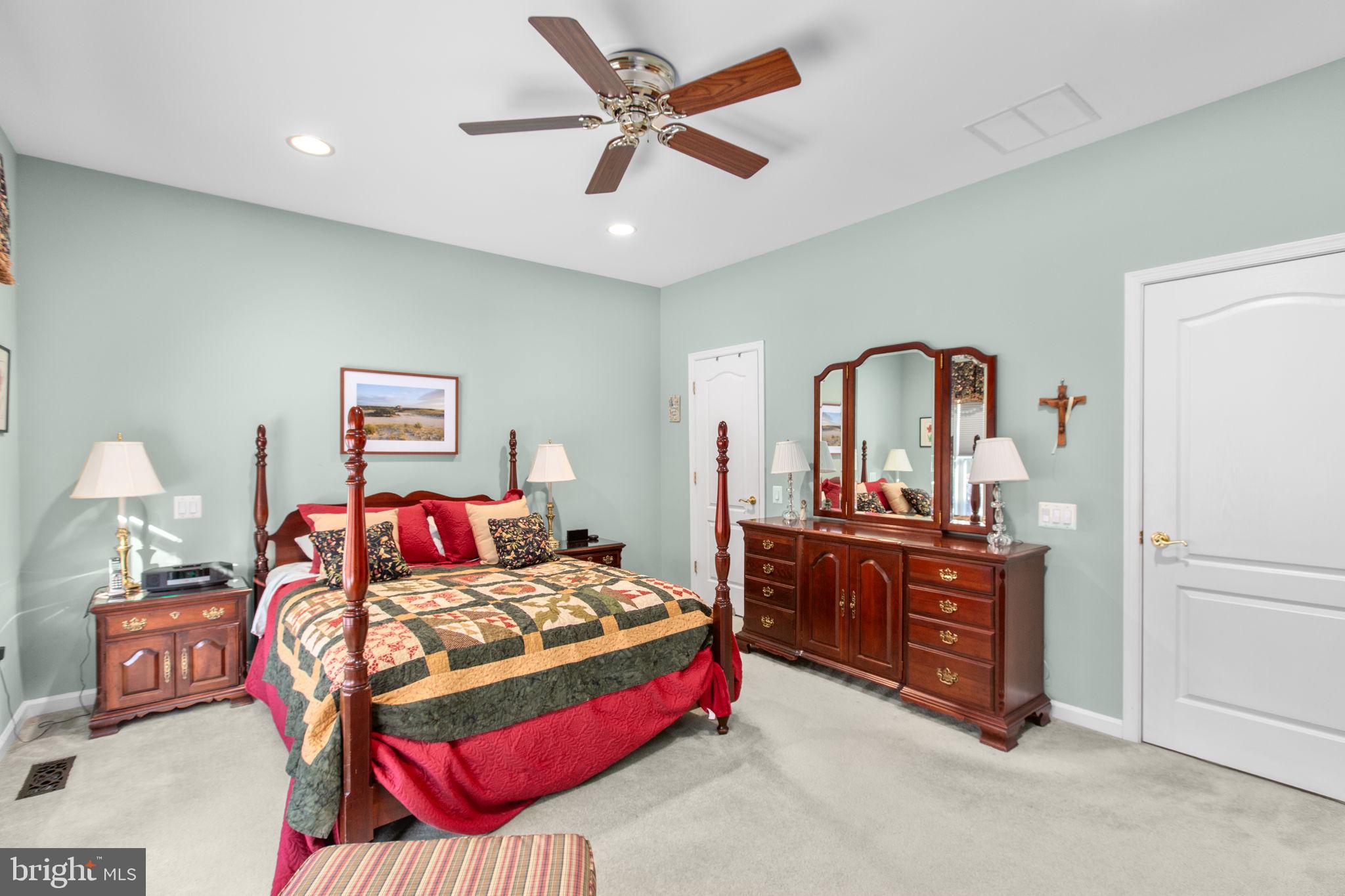 FALLS RUN - Residential