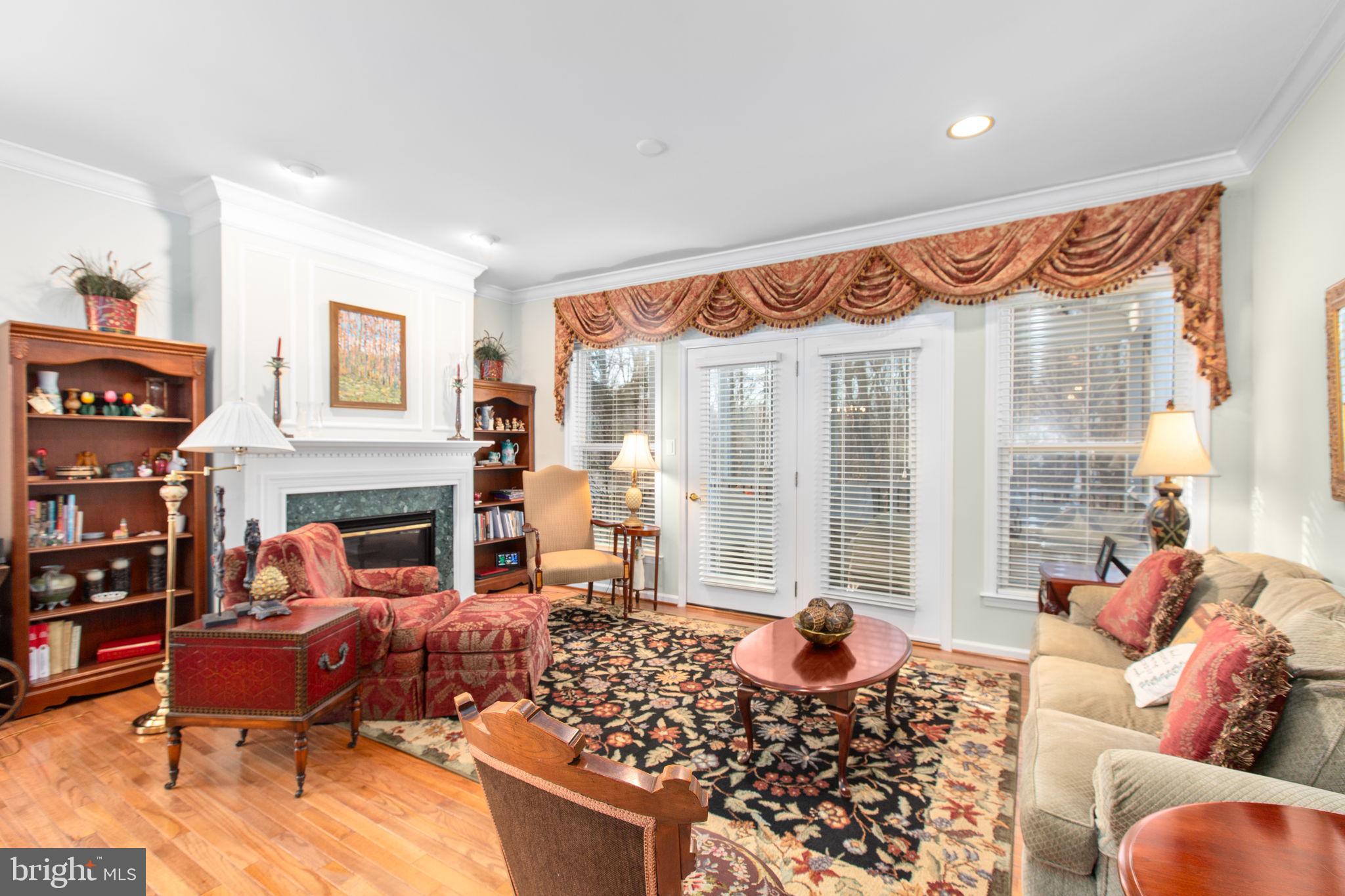 FALLS RUN - Residential