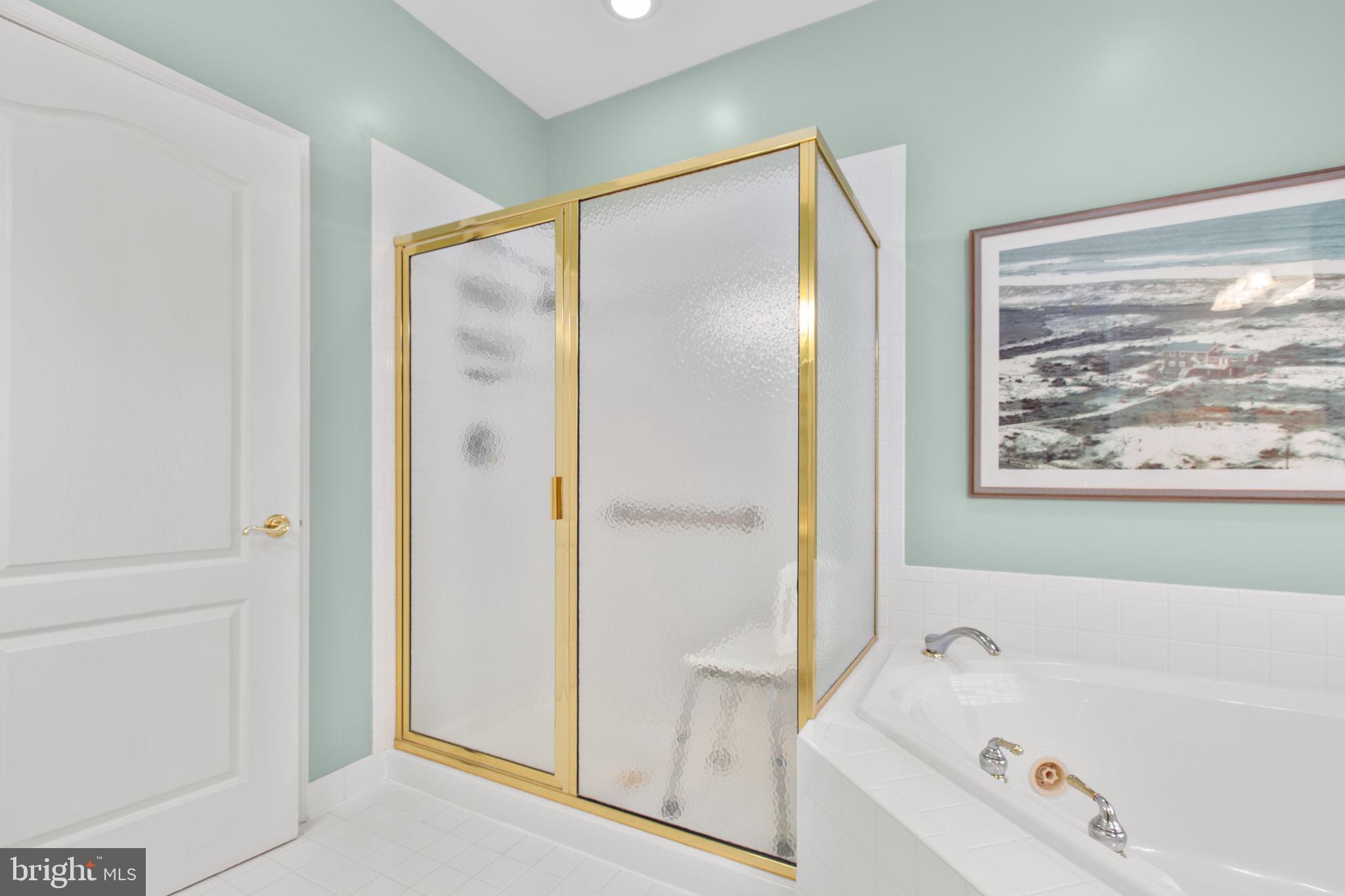 FALLS RUN - Residential