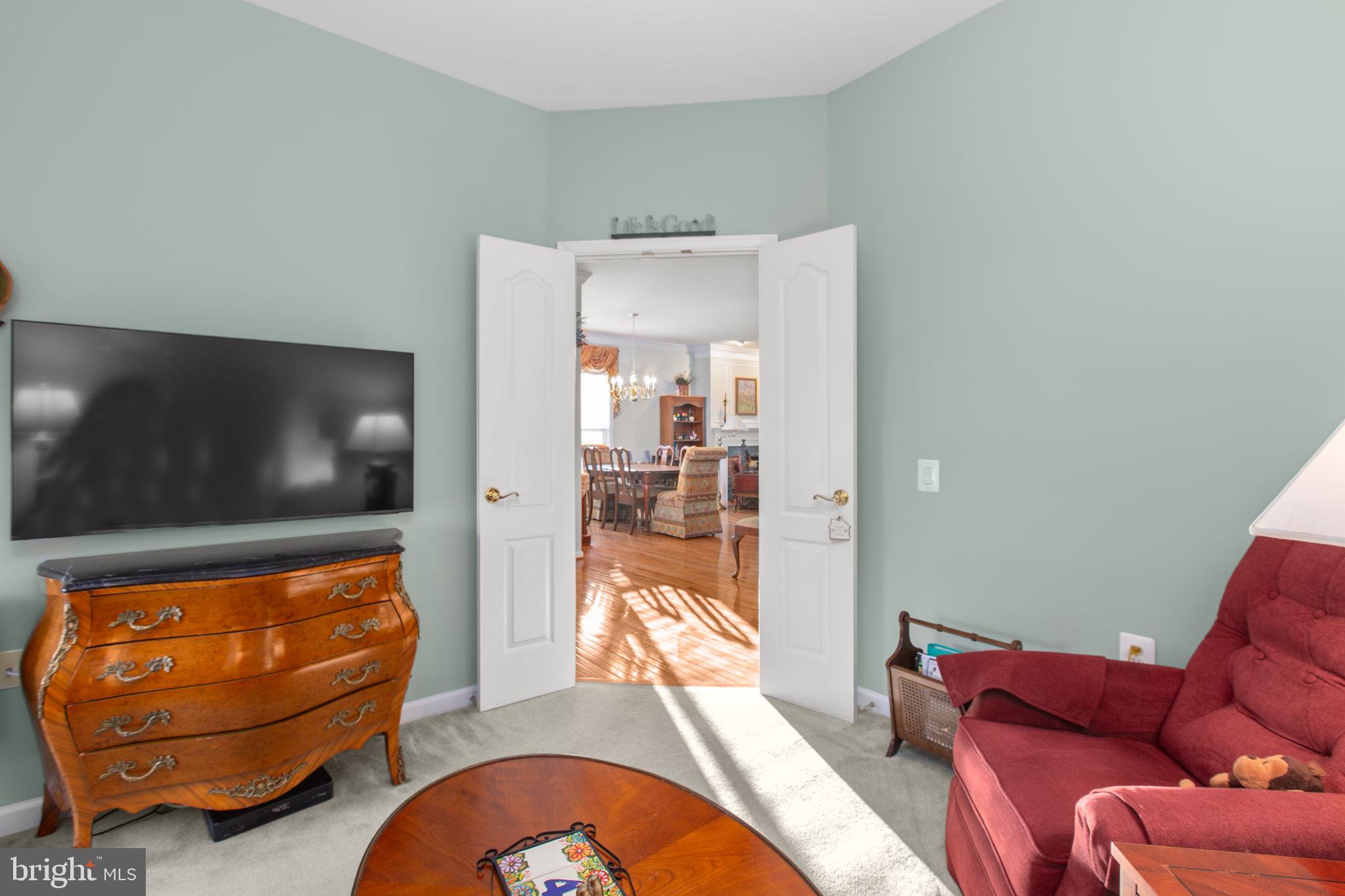 FALLS RUN - Residential