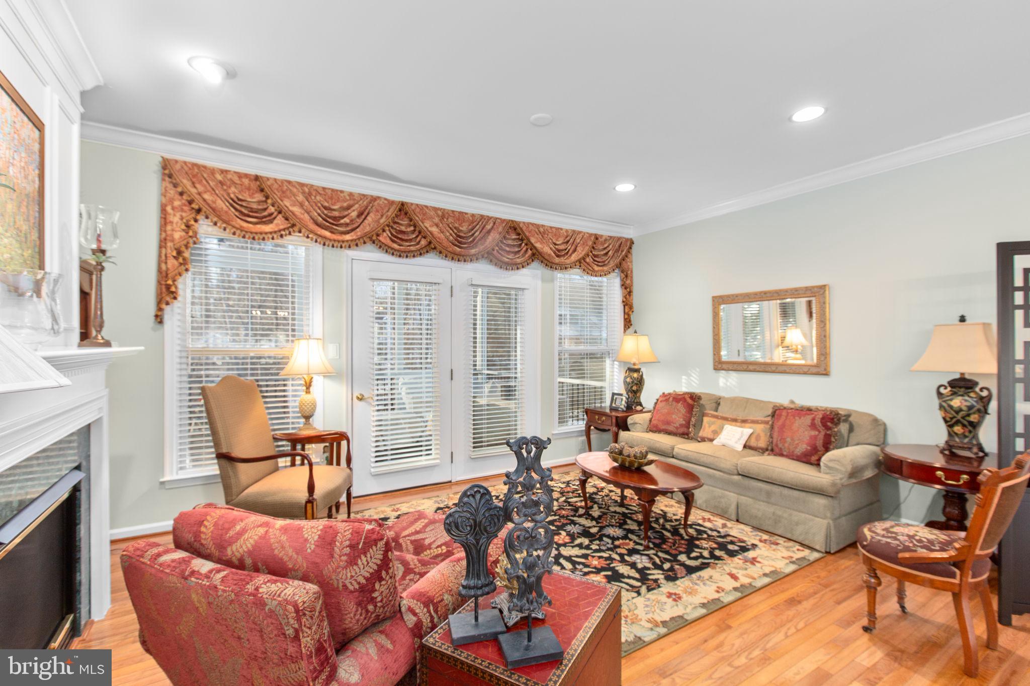 FALLS RUN - Residential