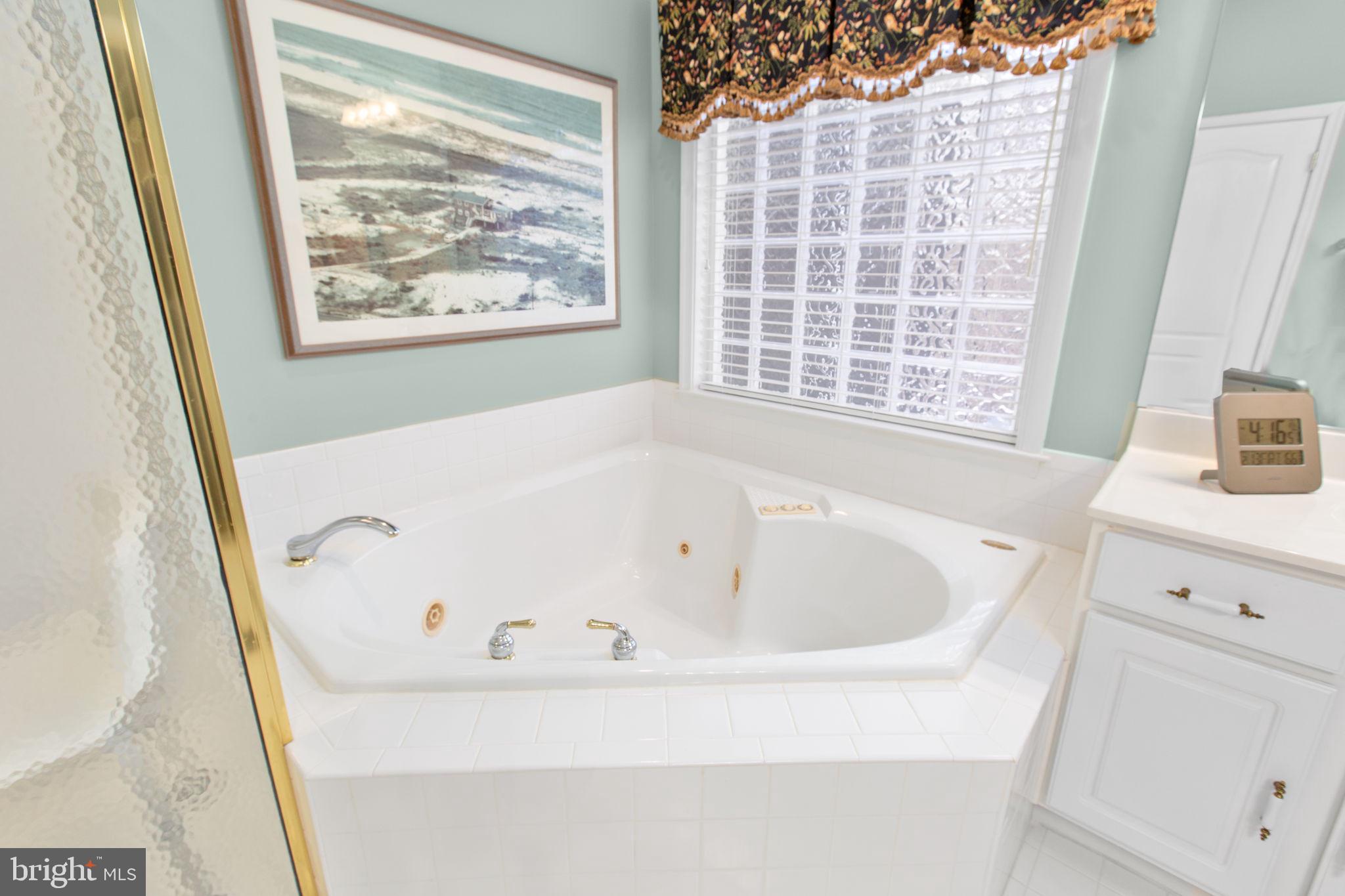 FALLS RUN - Residential