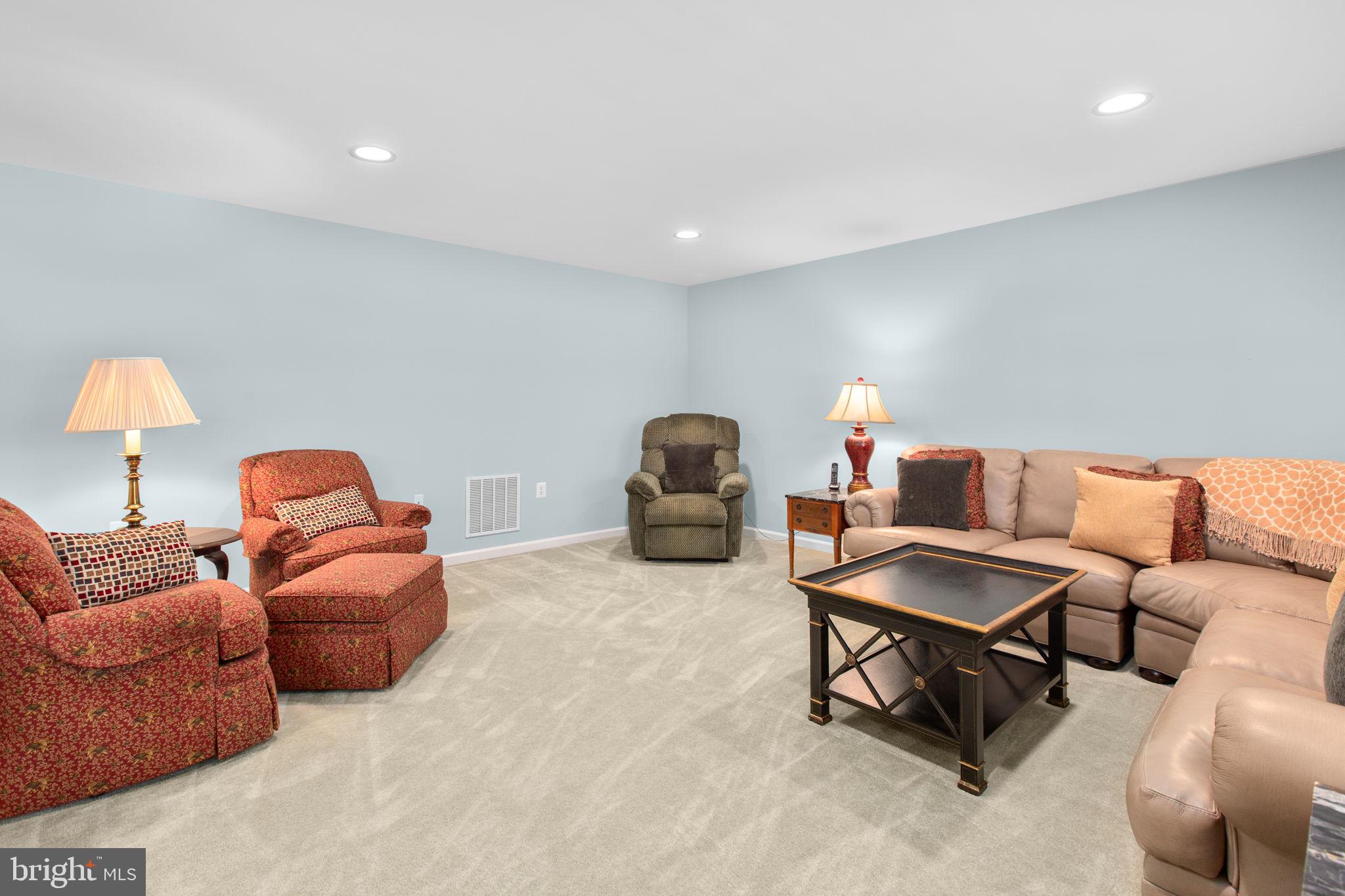 FALLS RUN - Residential