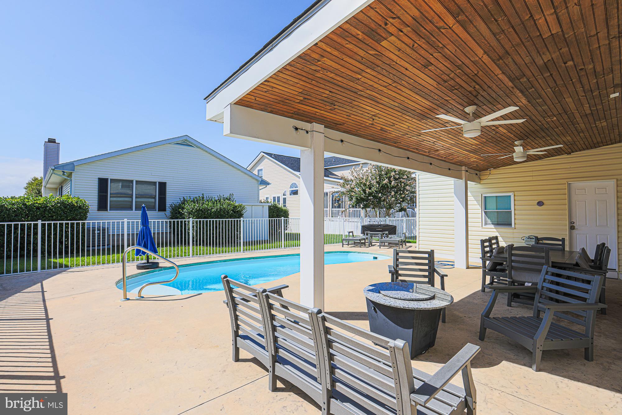 CAINE WOODS - Residential