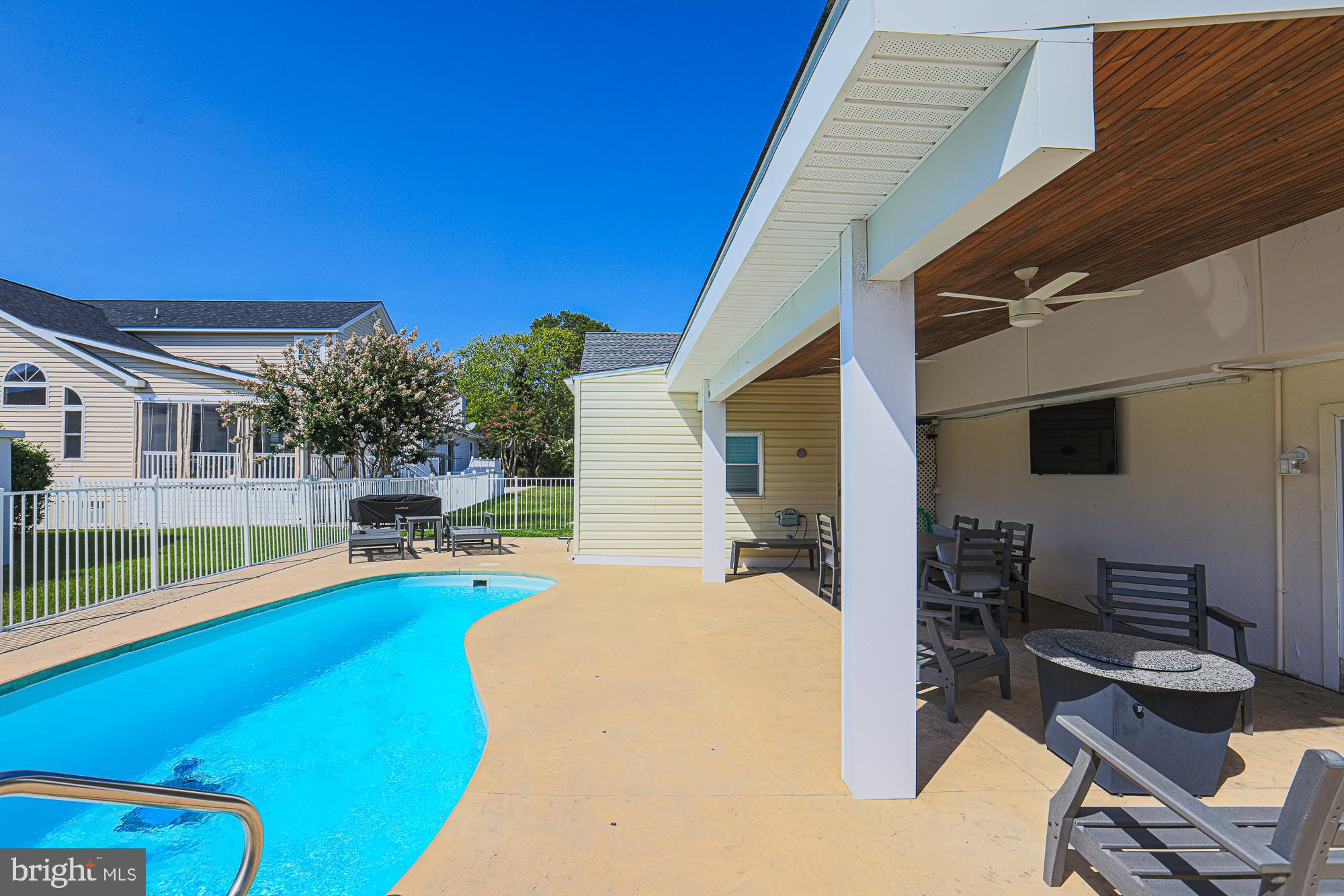 CAINE WOODS - Residential