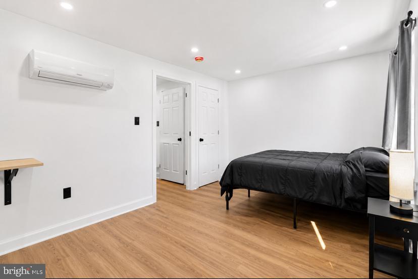 STRAWBERRY MANSION - Residential