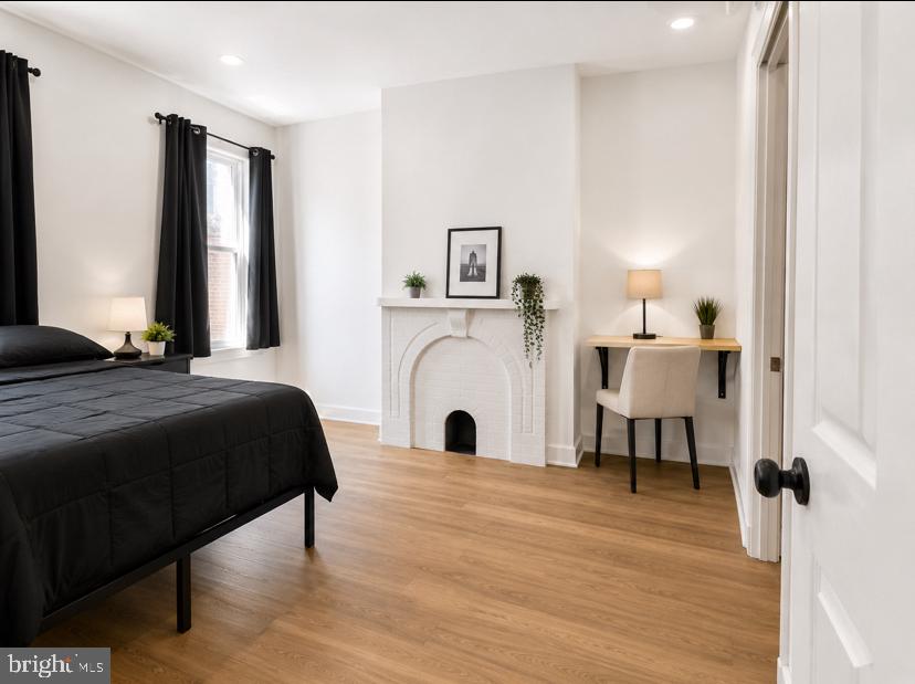 STRAWBERRY MANSION - Residential