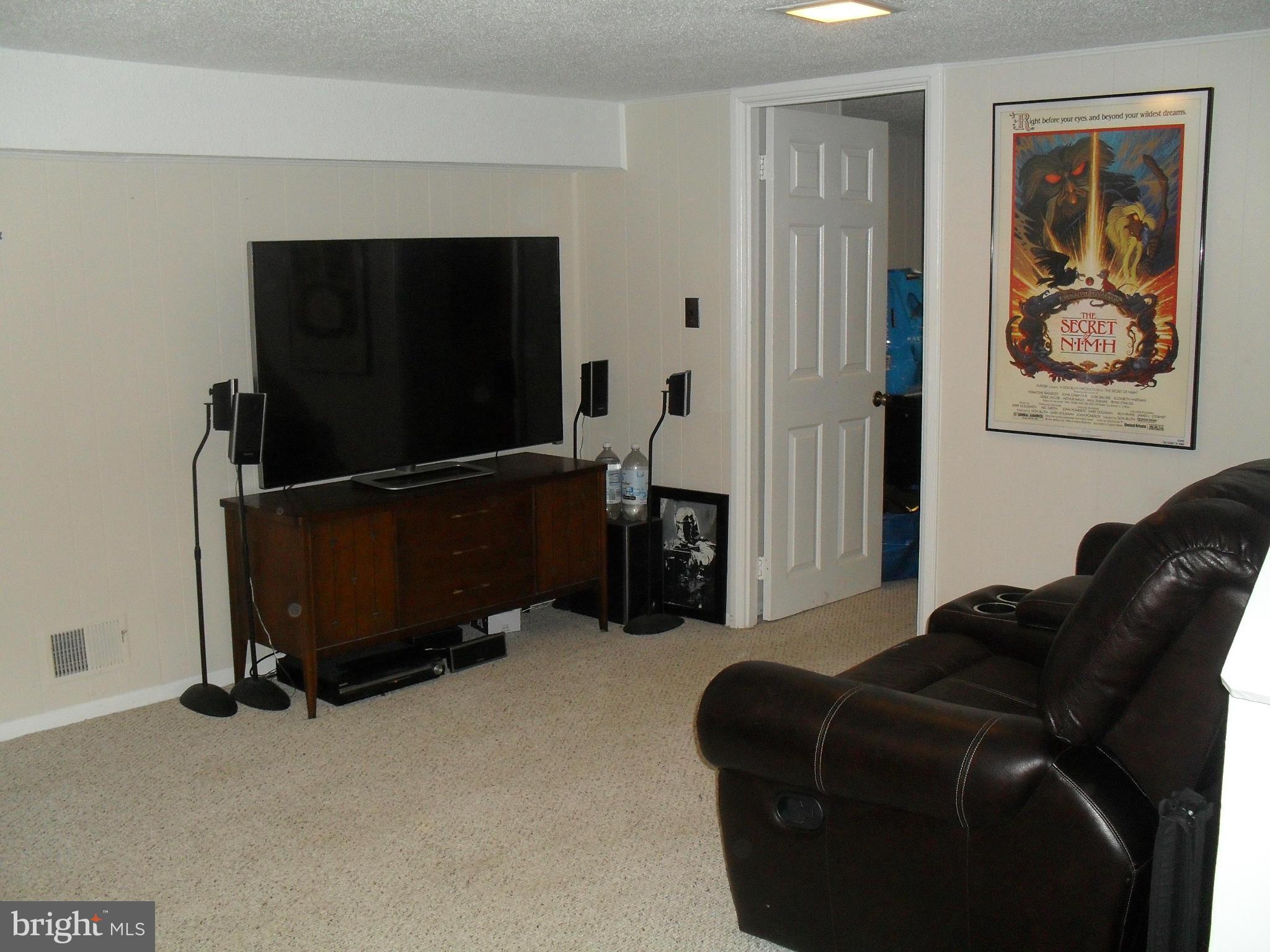 FAIRLINGTON VILLAGE - Residential