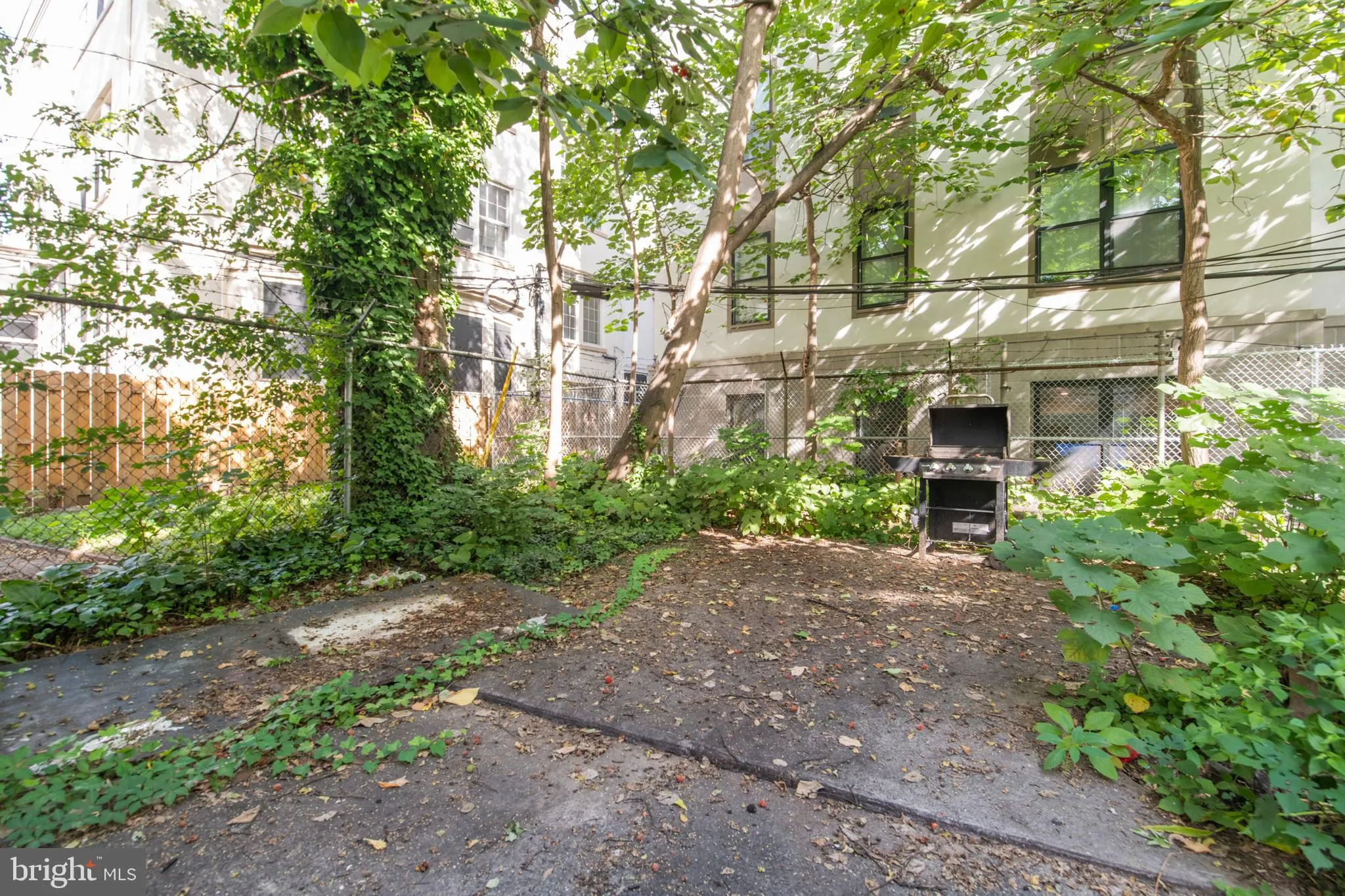 Philadelphia, Pennsylvania 19104, United States, 7 Bedrooms Bedrooms, ,3 BathroomsBathrooms,Residential,Active,41118