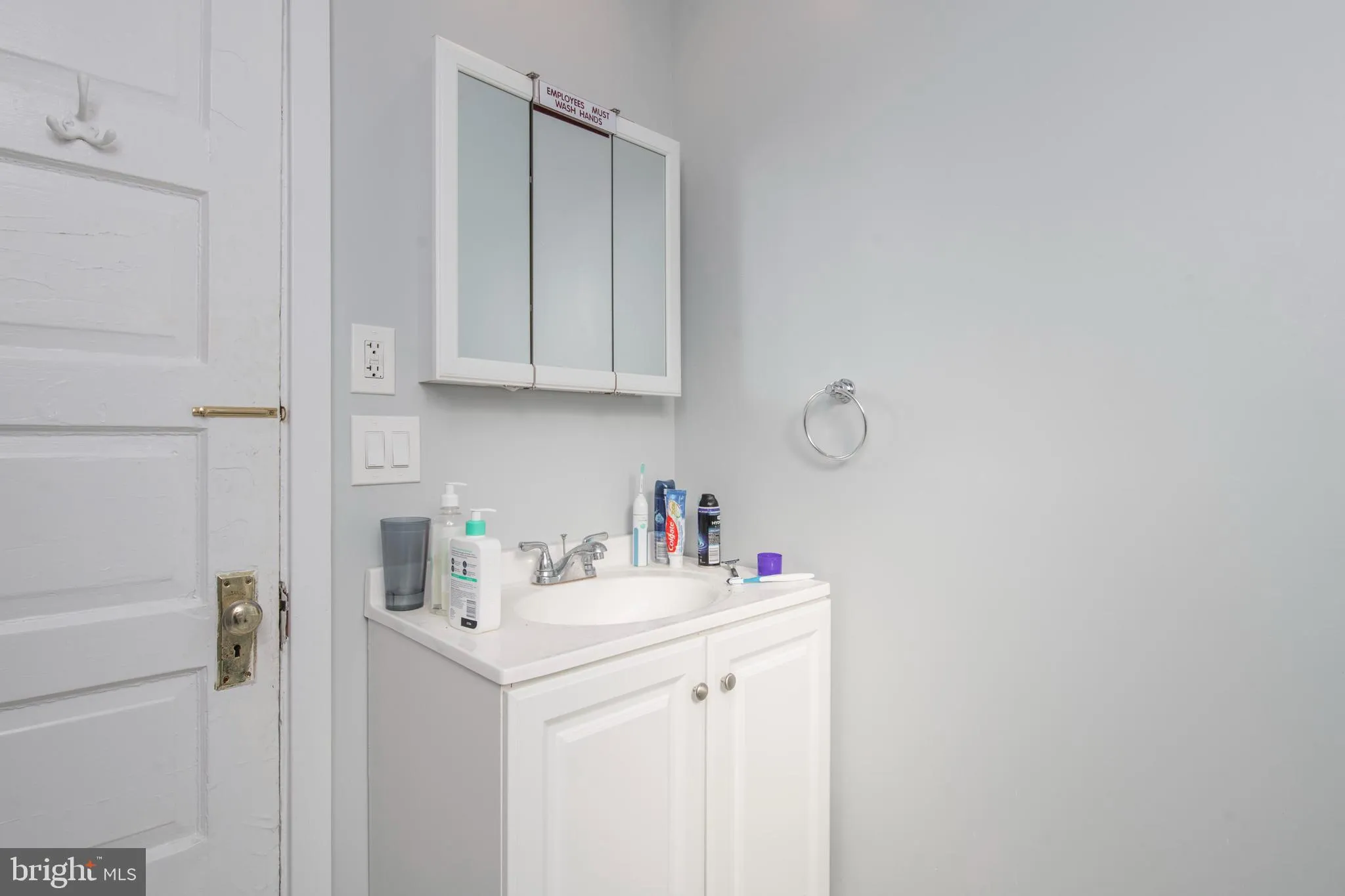 Philadelphia, Pennsylvania 19104, United States, 7 Bedrooms Bedrooms, ,3 BathroomsBathrooms,Residential,Active,41118