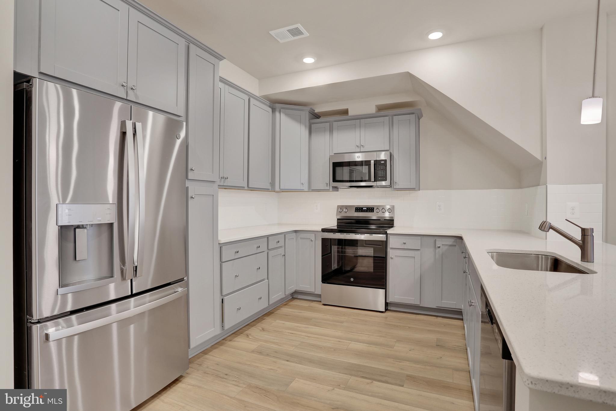 ASHBERRY - Residential