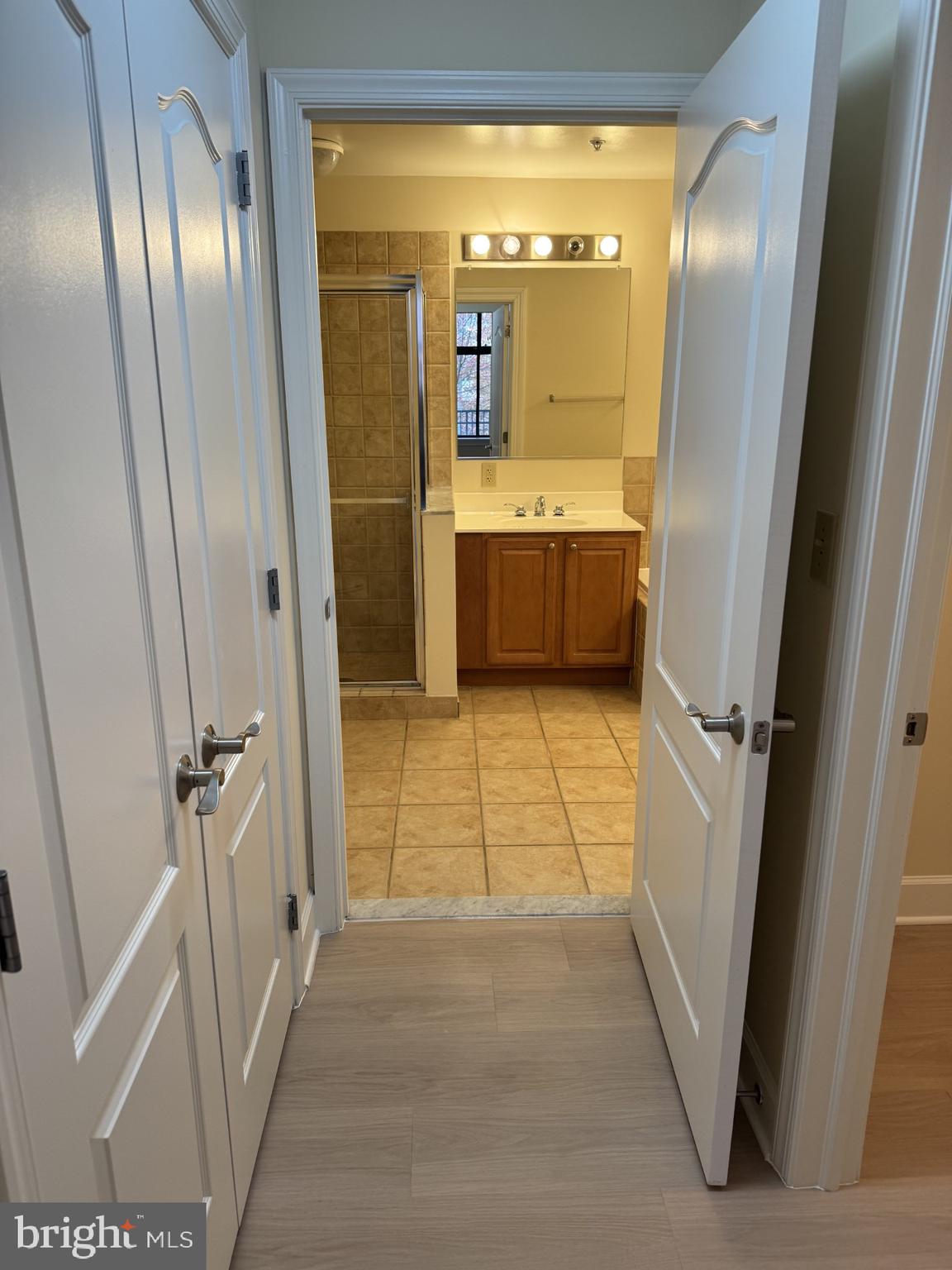 THE BROADWAY - Residential Lease