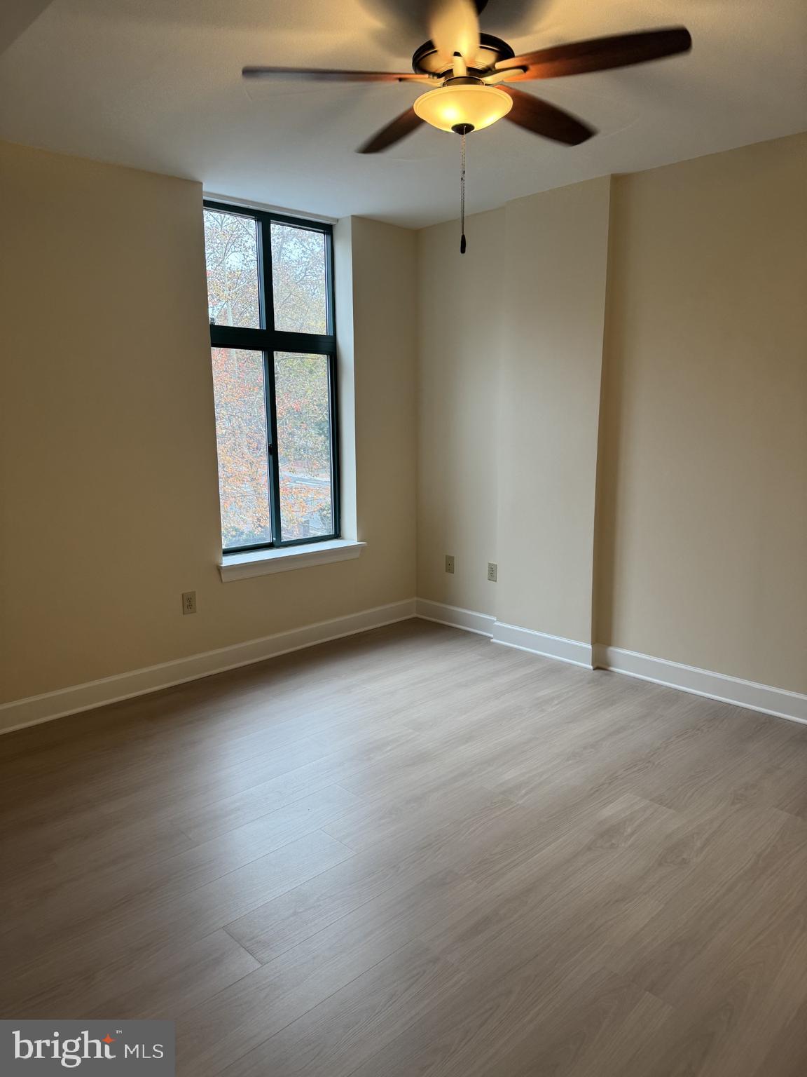 THE BROADWAY - Residential Lease