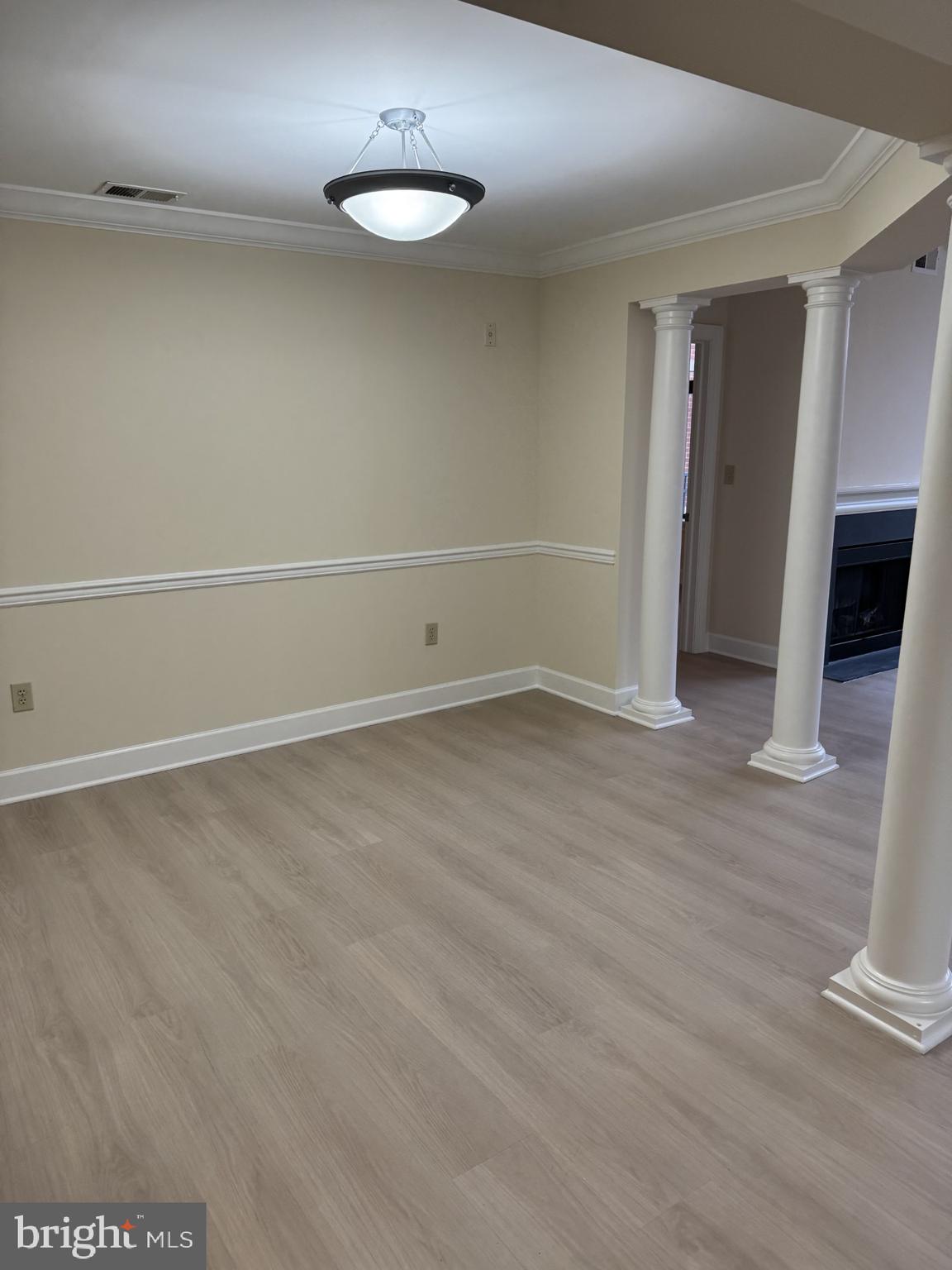 THE BROADWAY - Residential Lease