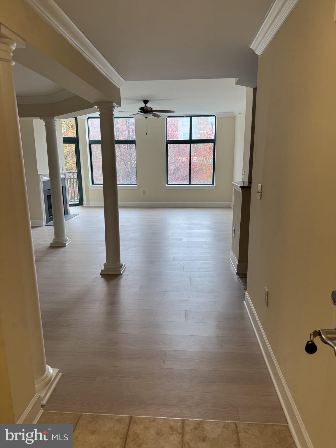 502 W BROAD STREET 209