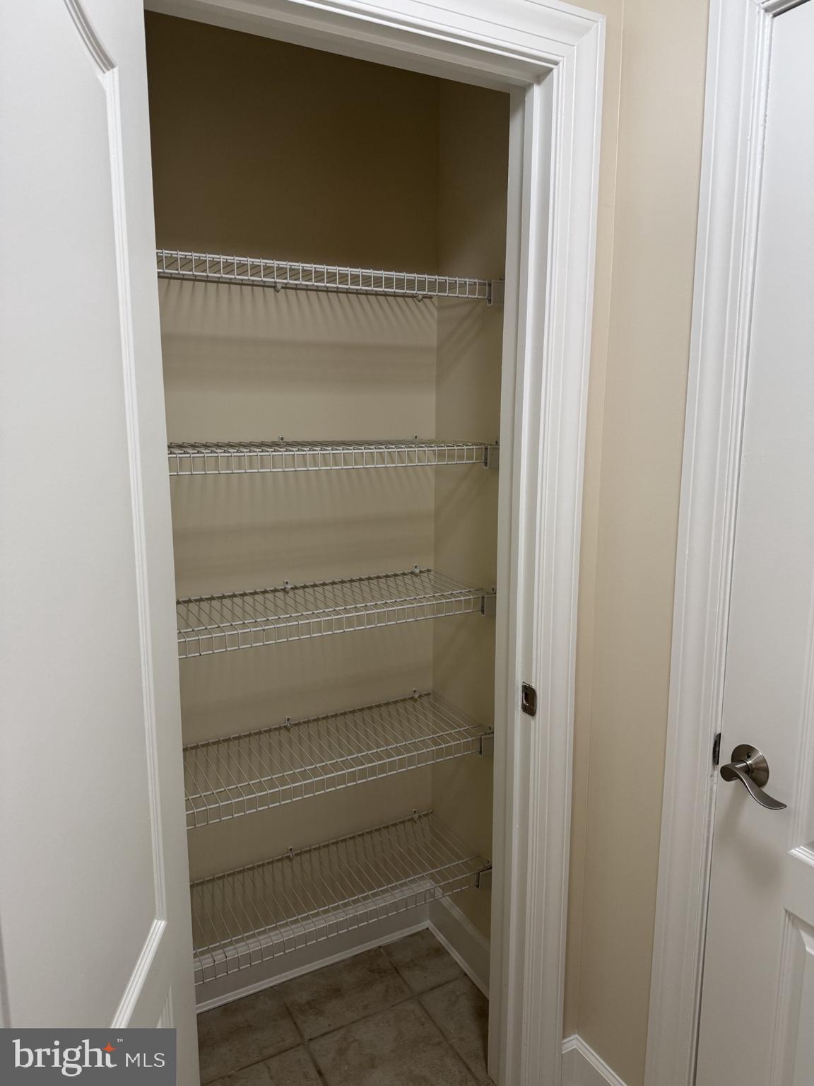 THE BROADWAY - Residential Lease