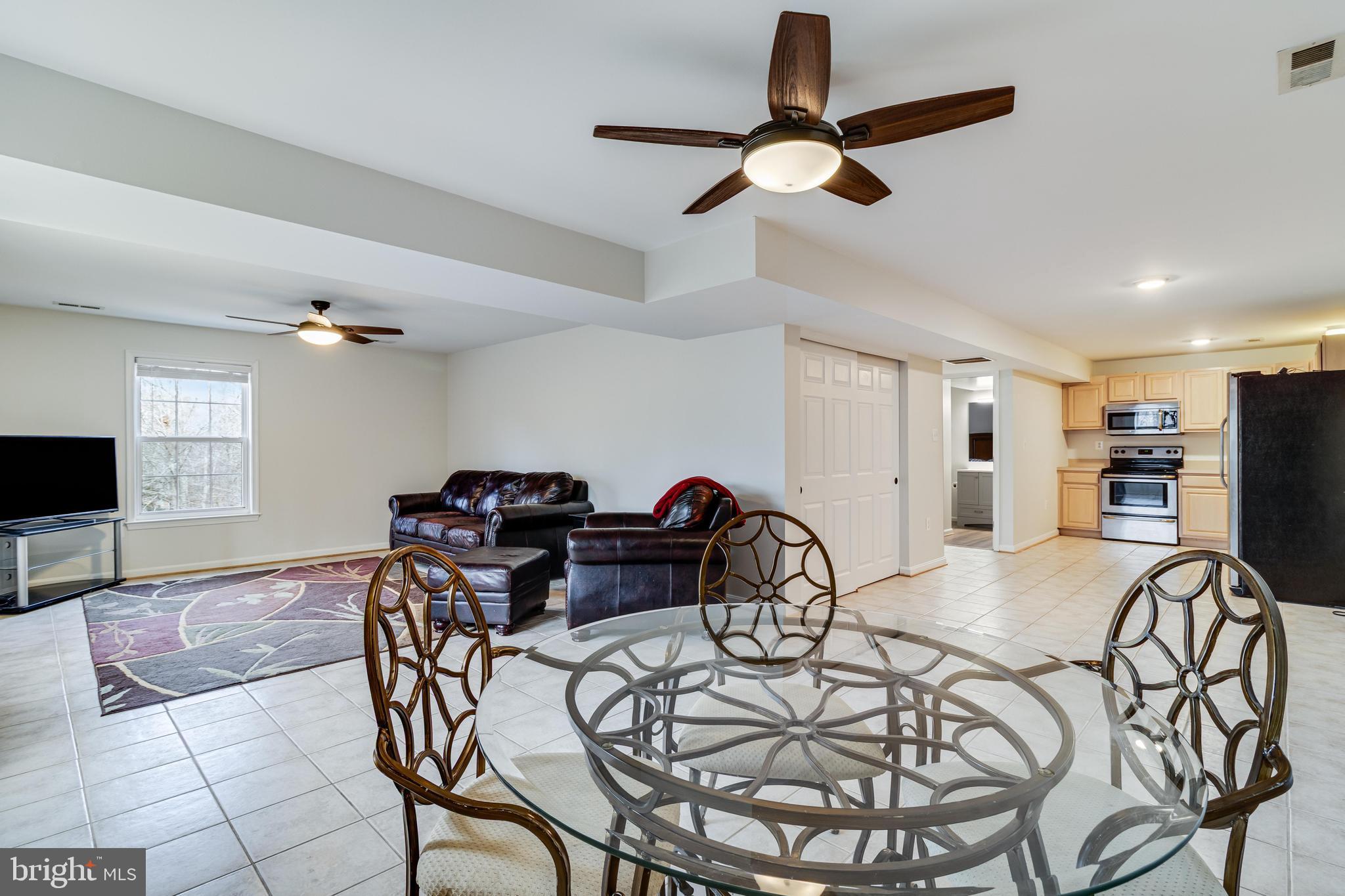 OLDE OAK FARM - Residential