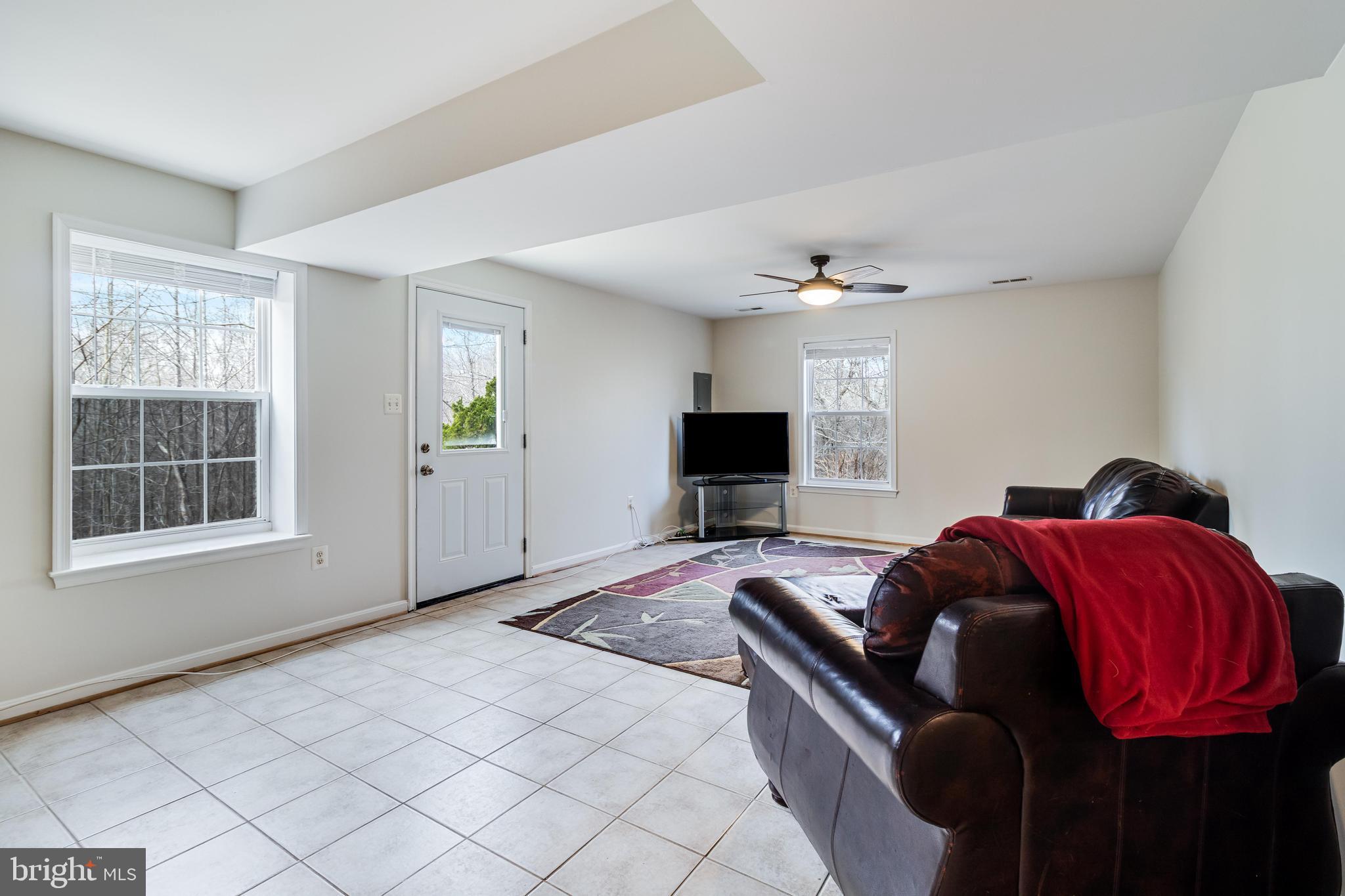 OLDE OAK FARM - Residential