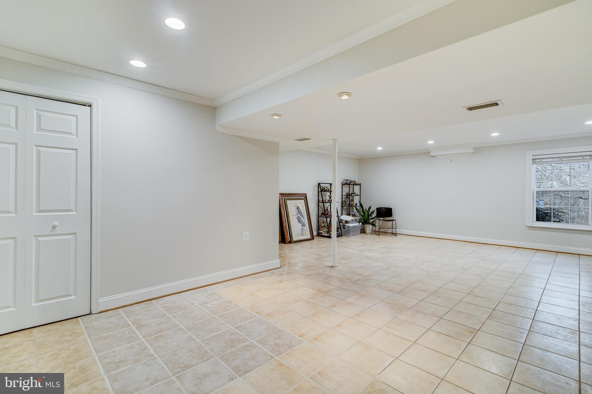 OLDE OAK FARM - Residential