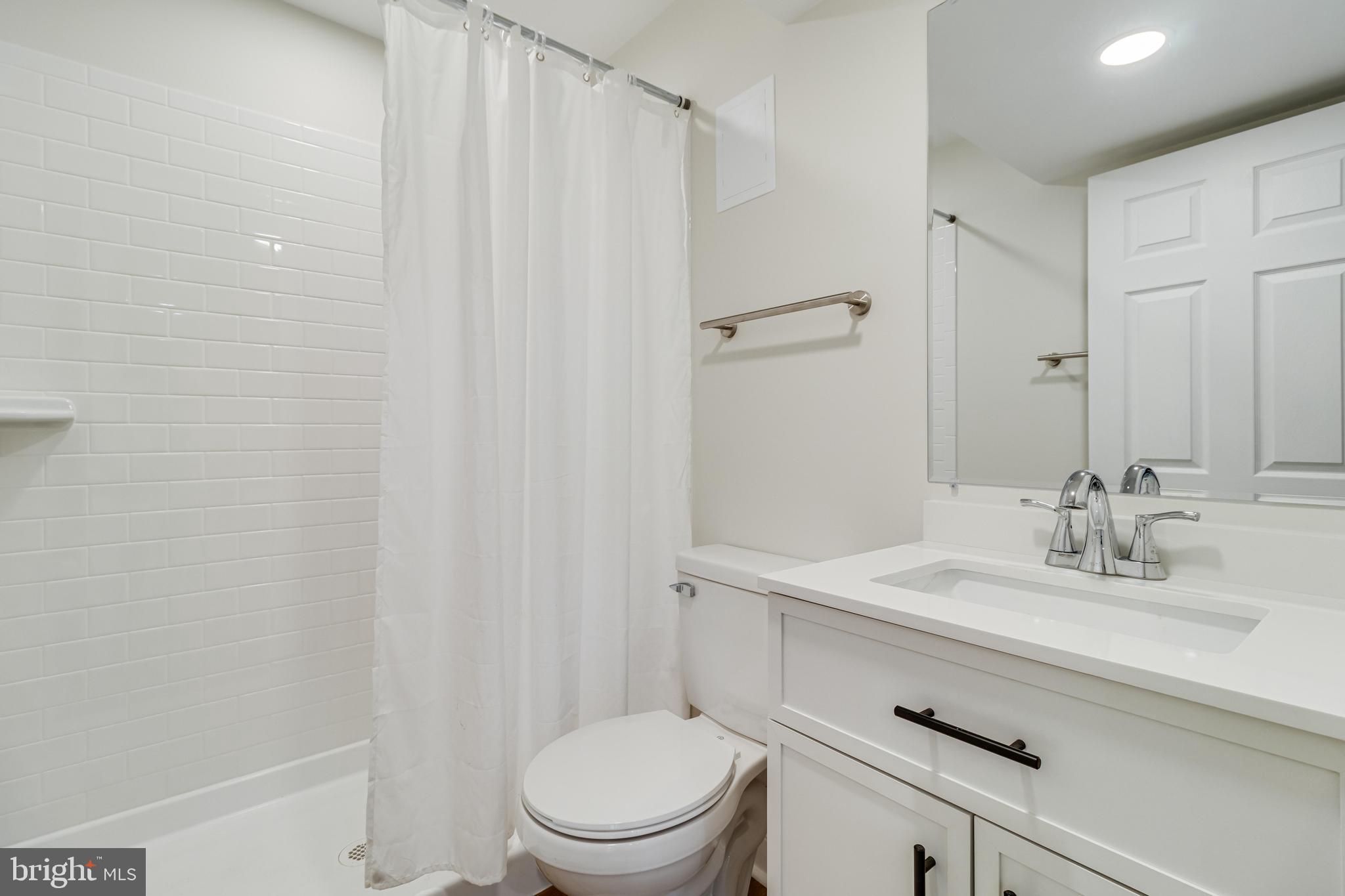 OLDE OAK FARM - Residential