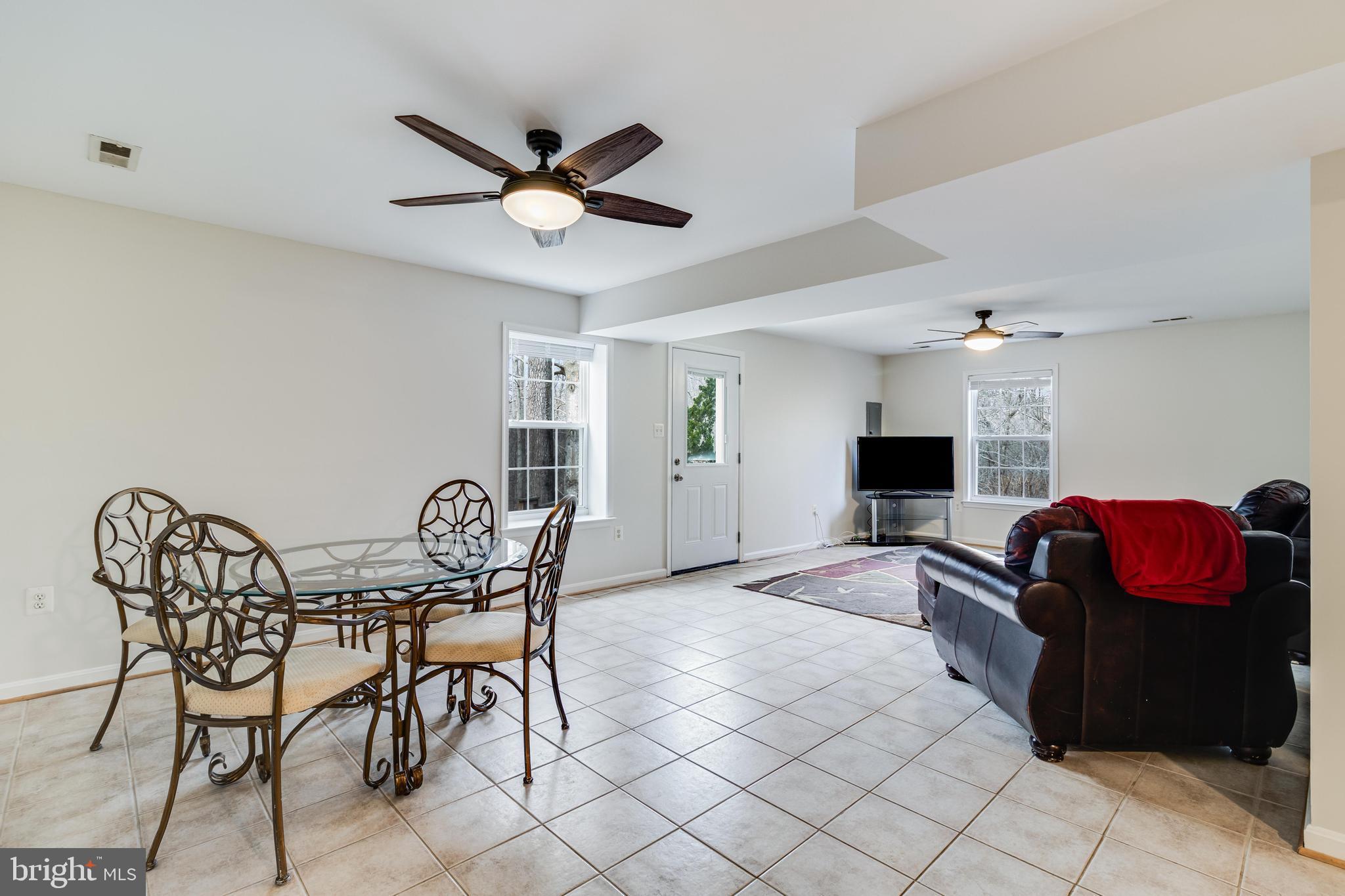 OLDE OAK FARM - Residential