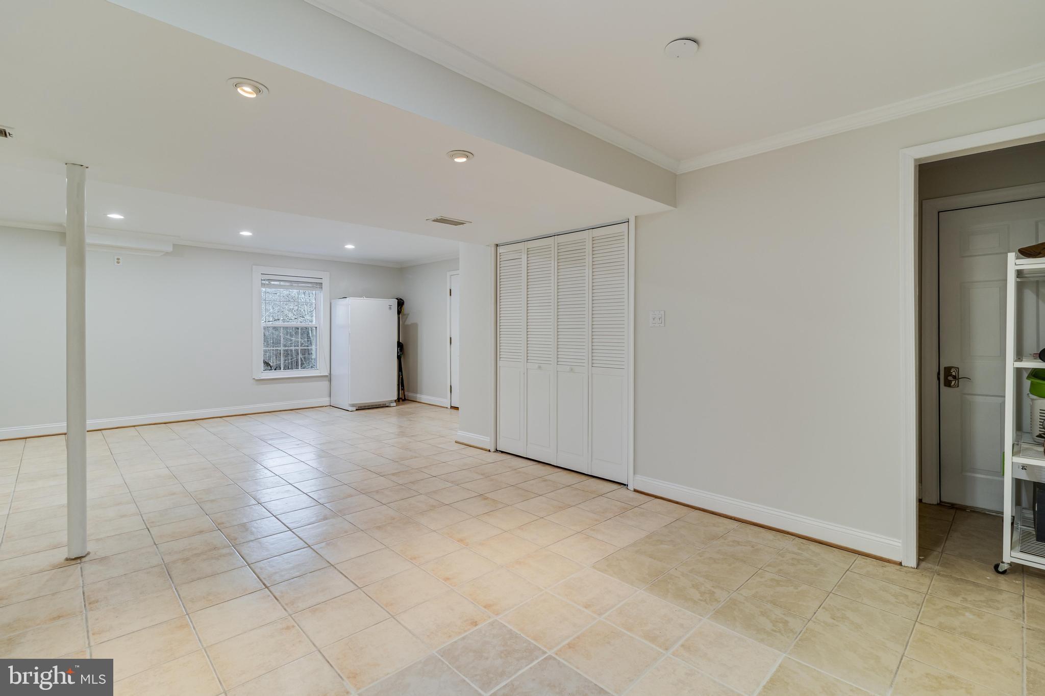 OLDE OAK FARM - Residential