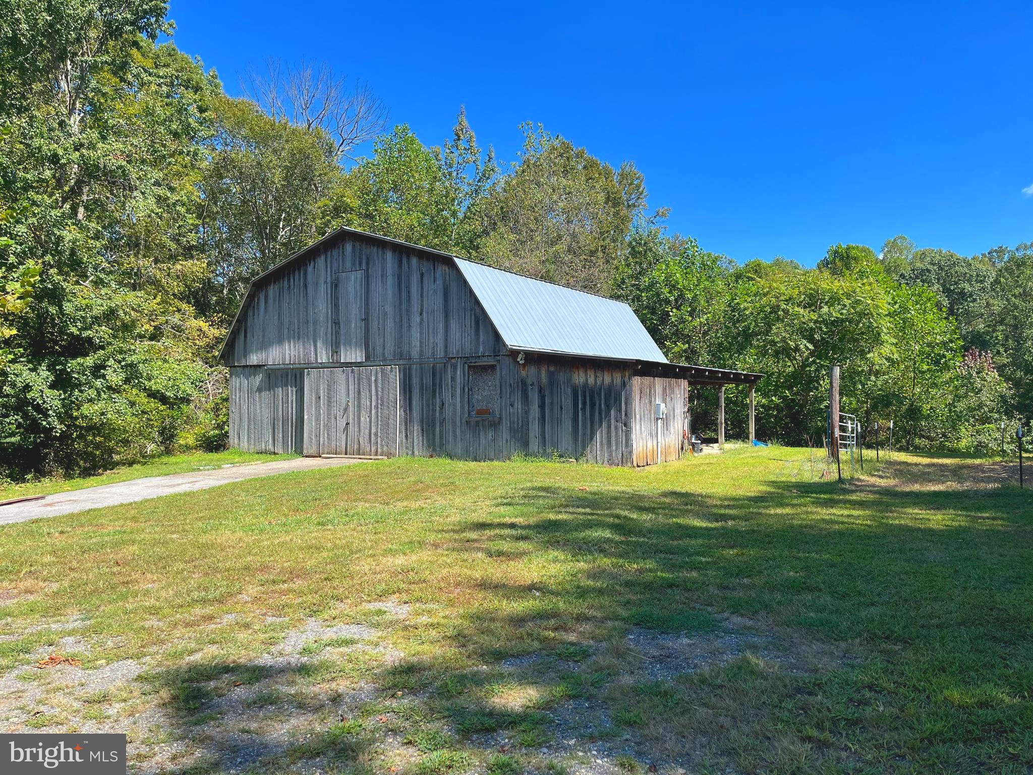 13500 OLDE OAK DRIVE