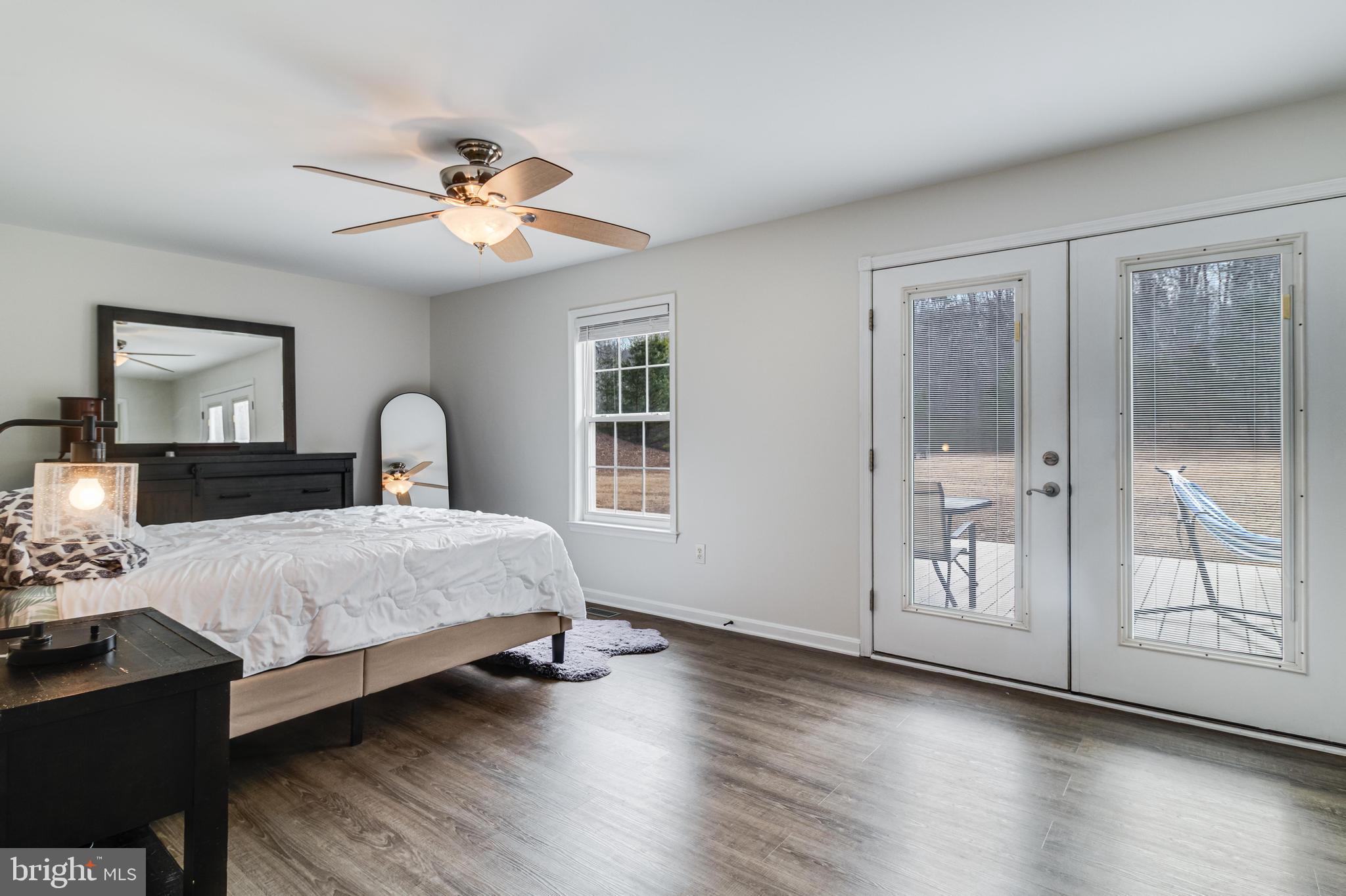 OLDE OAK FARM - Residential