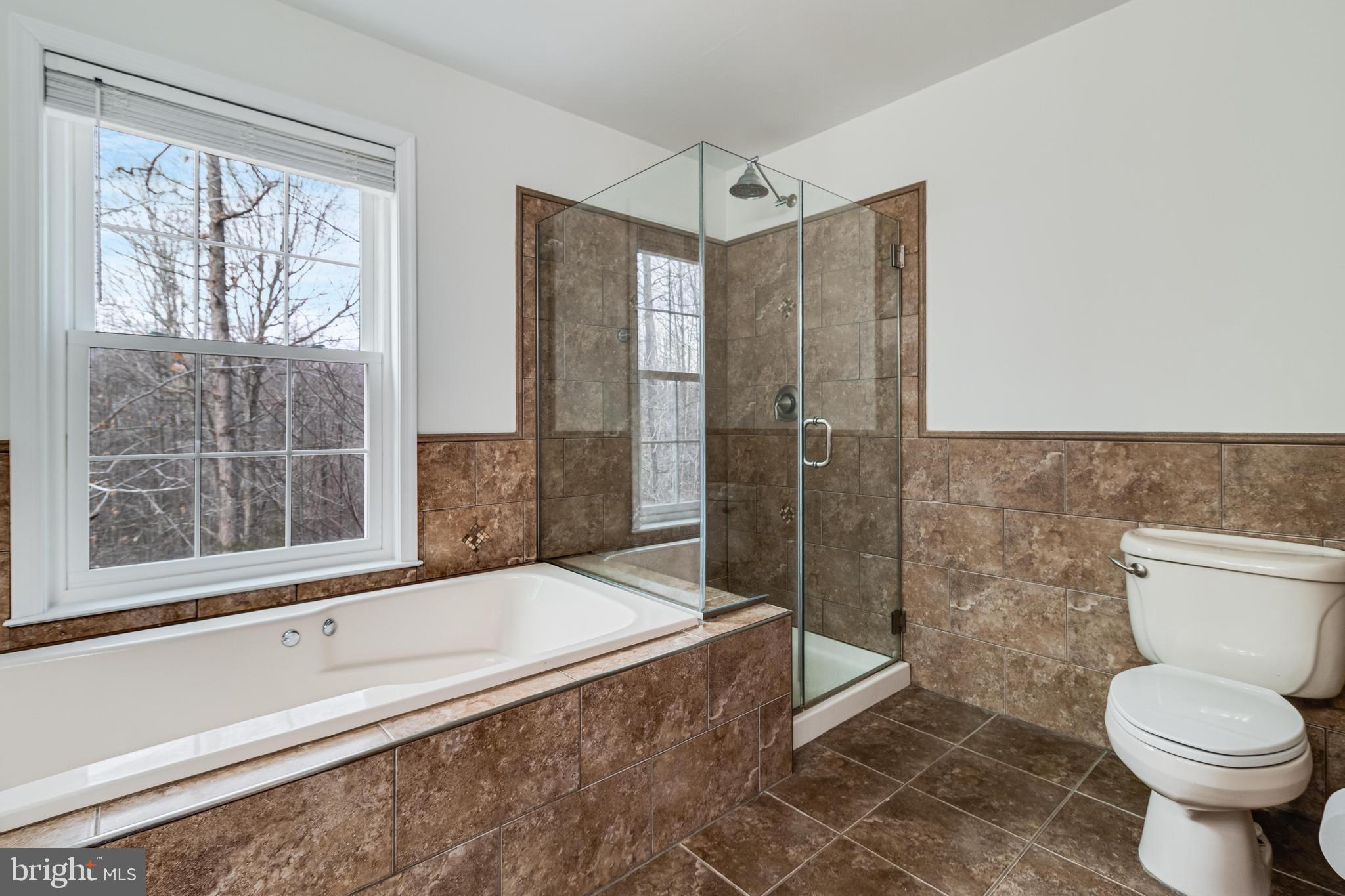 OLDE OAK FARM - Residential