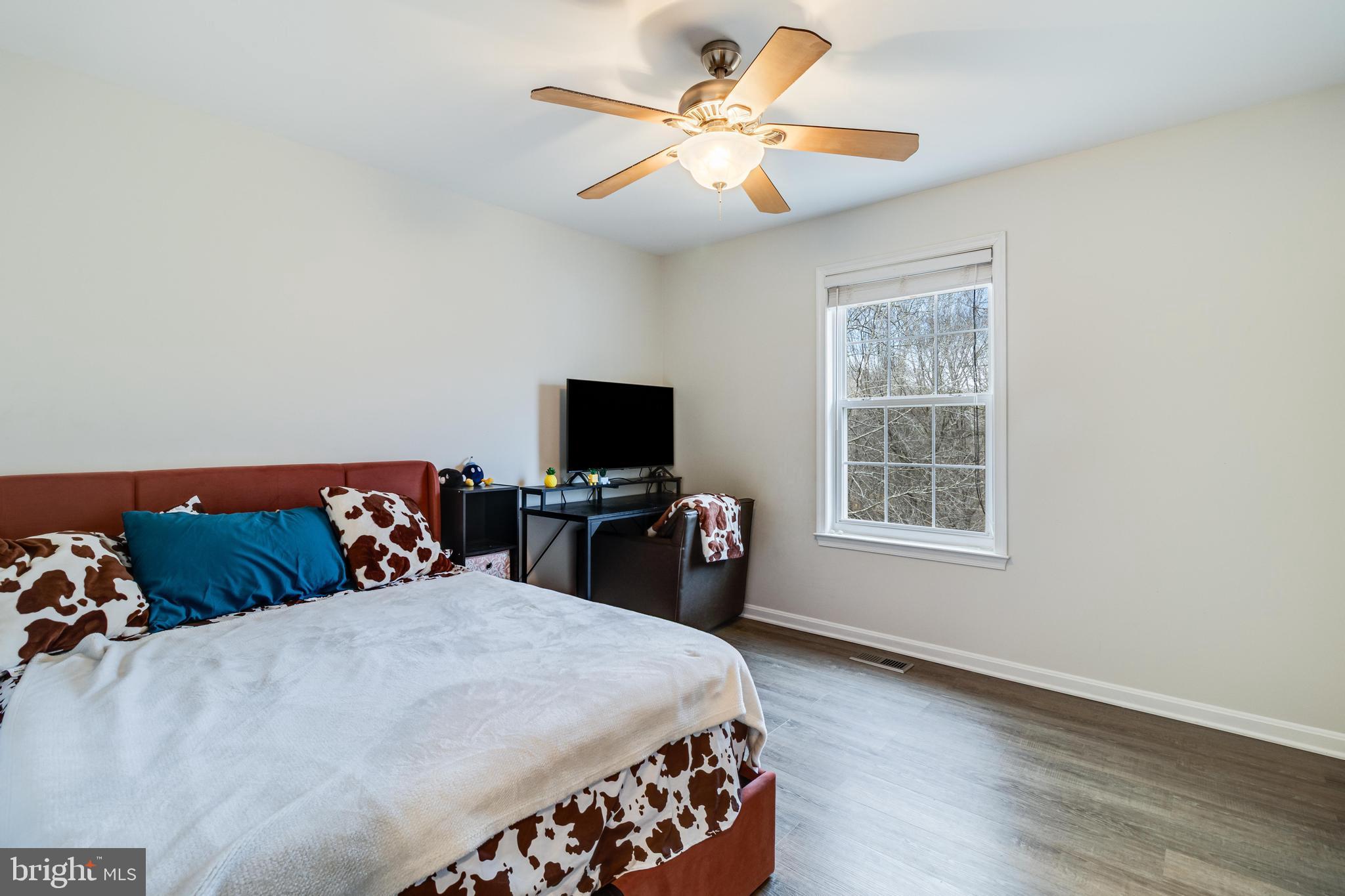 OLDE OAK FARM - Residential