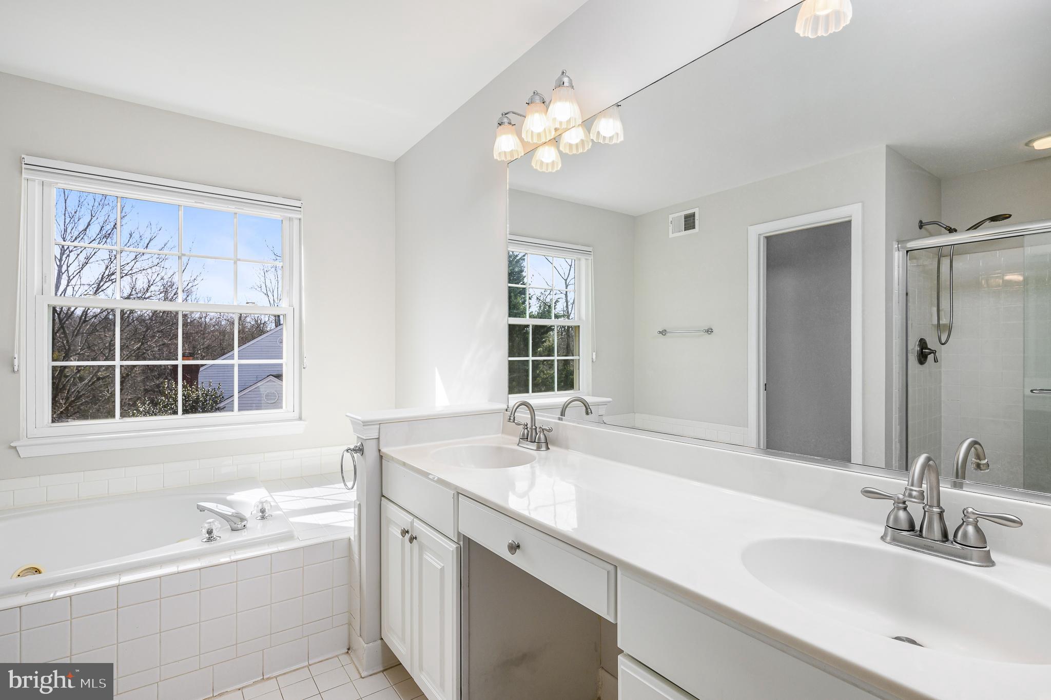 ASHBURN FARM - Residential