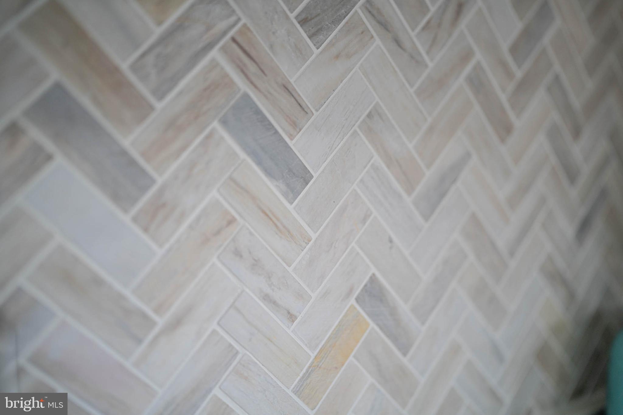 KELLINGTON DRIVE - Residential