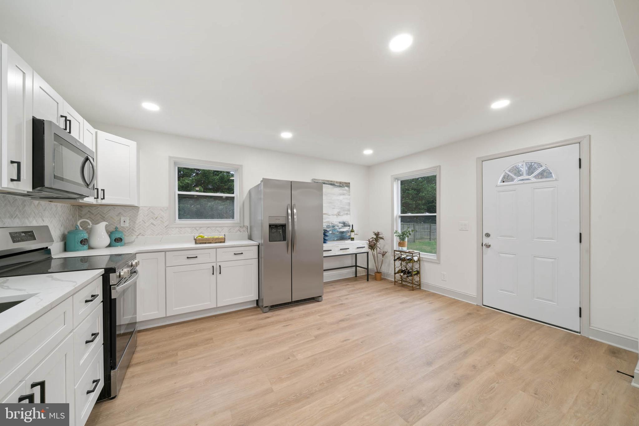 KELLINGTON DRIVE - Residential