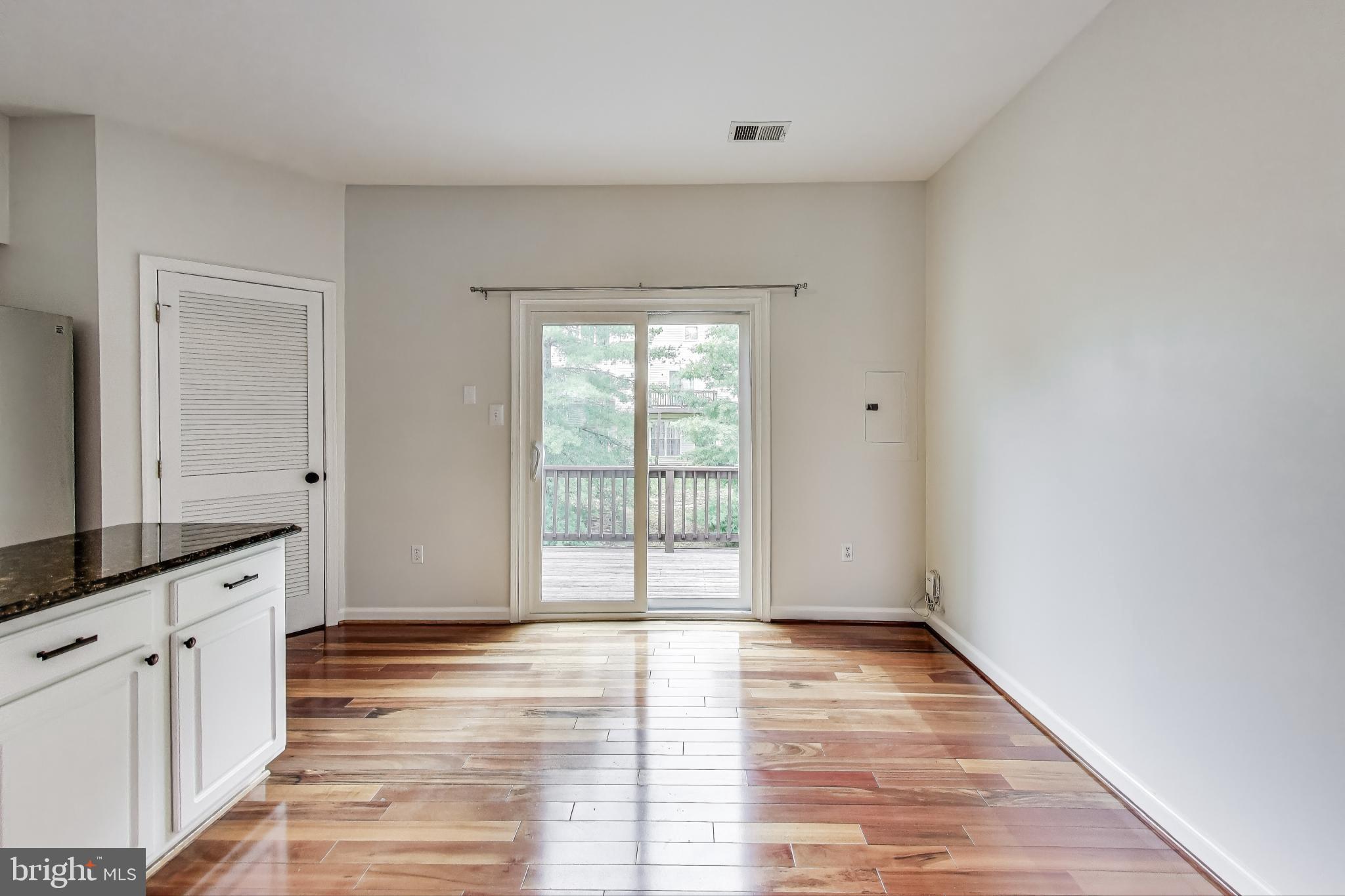 PINEY ORCHARD - Residential