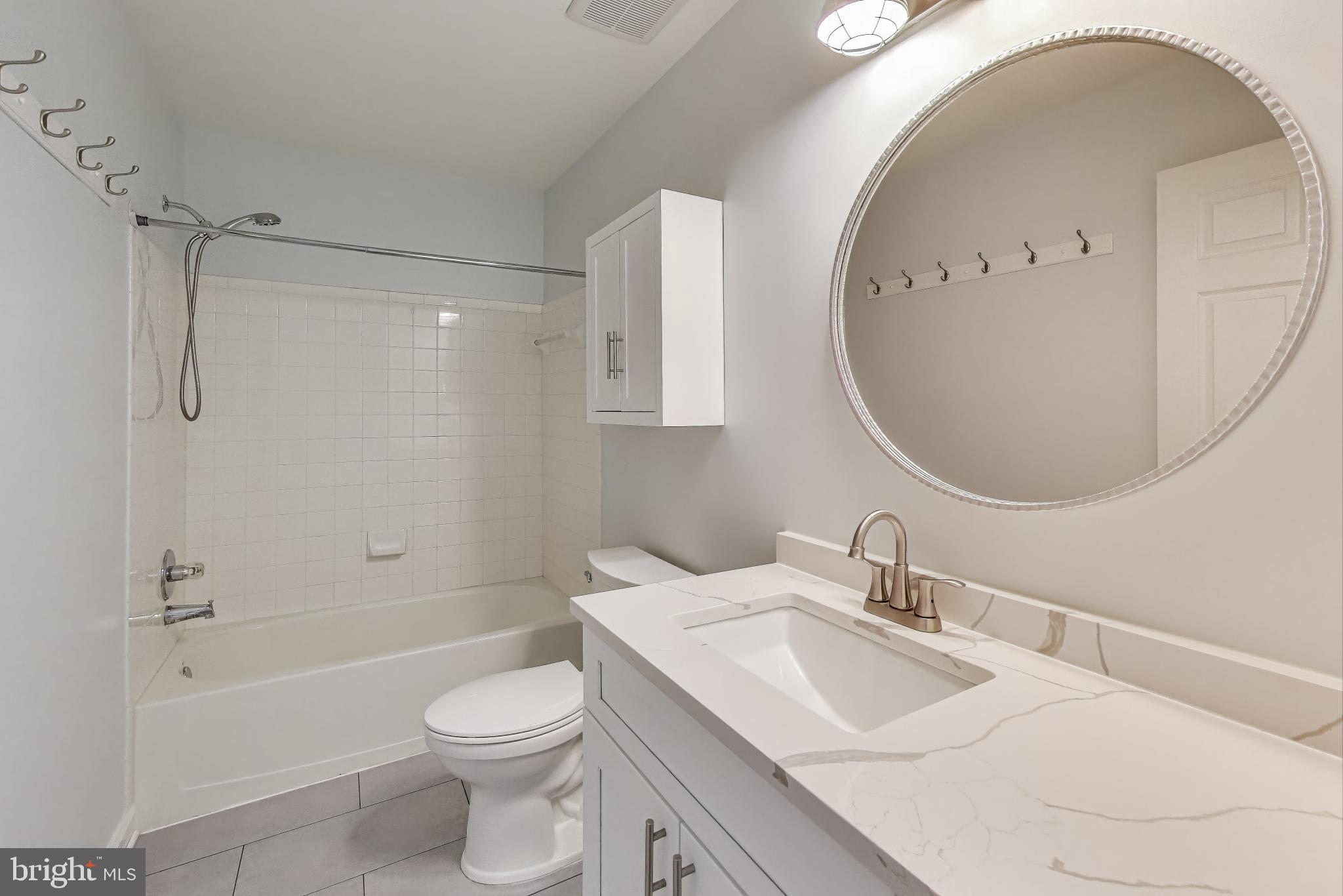 PINEY ORCHARD - Residential