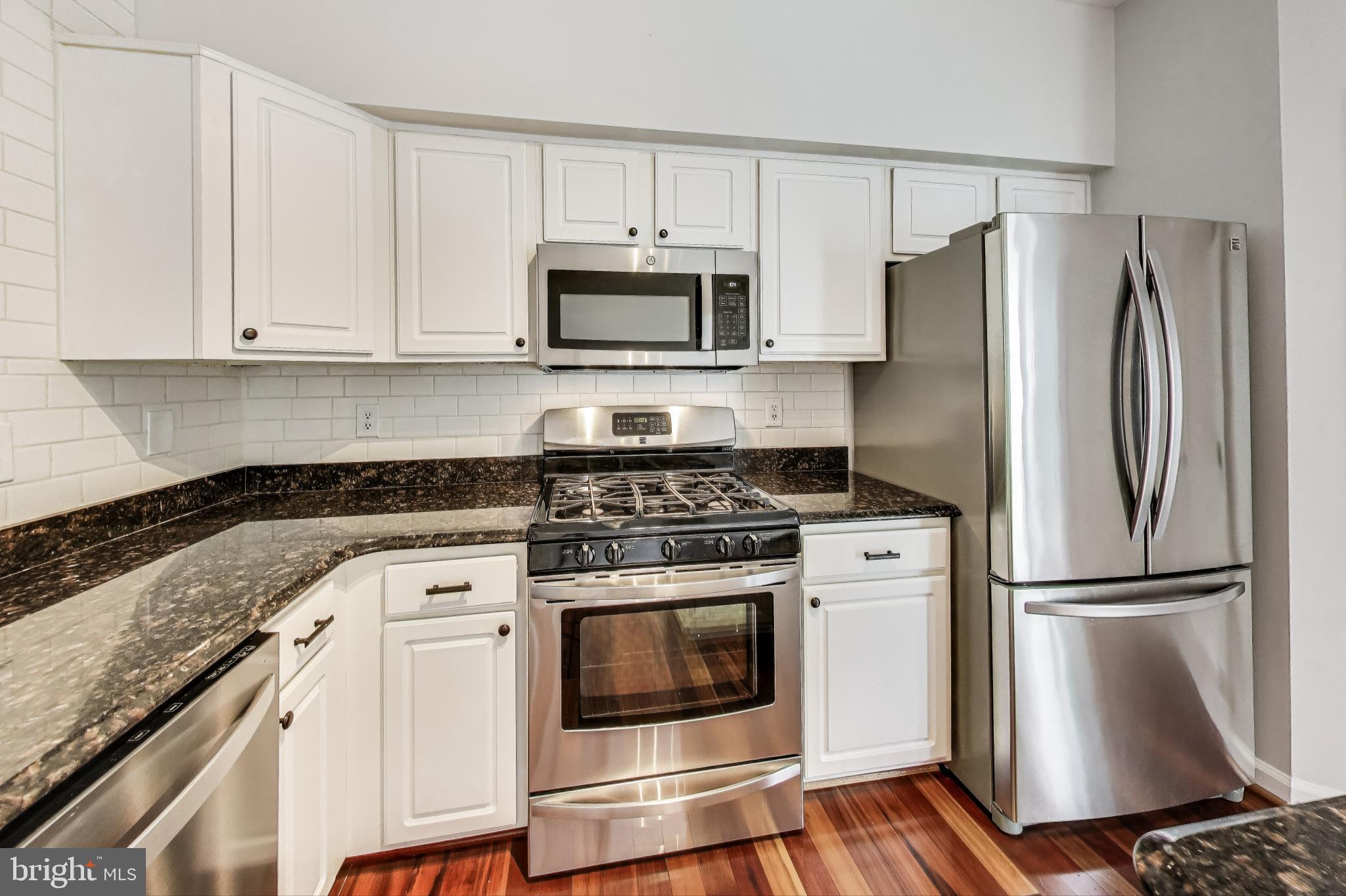 PINEY ORCHARD - Residential