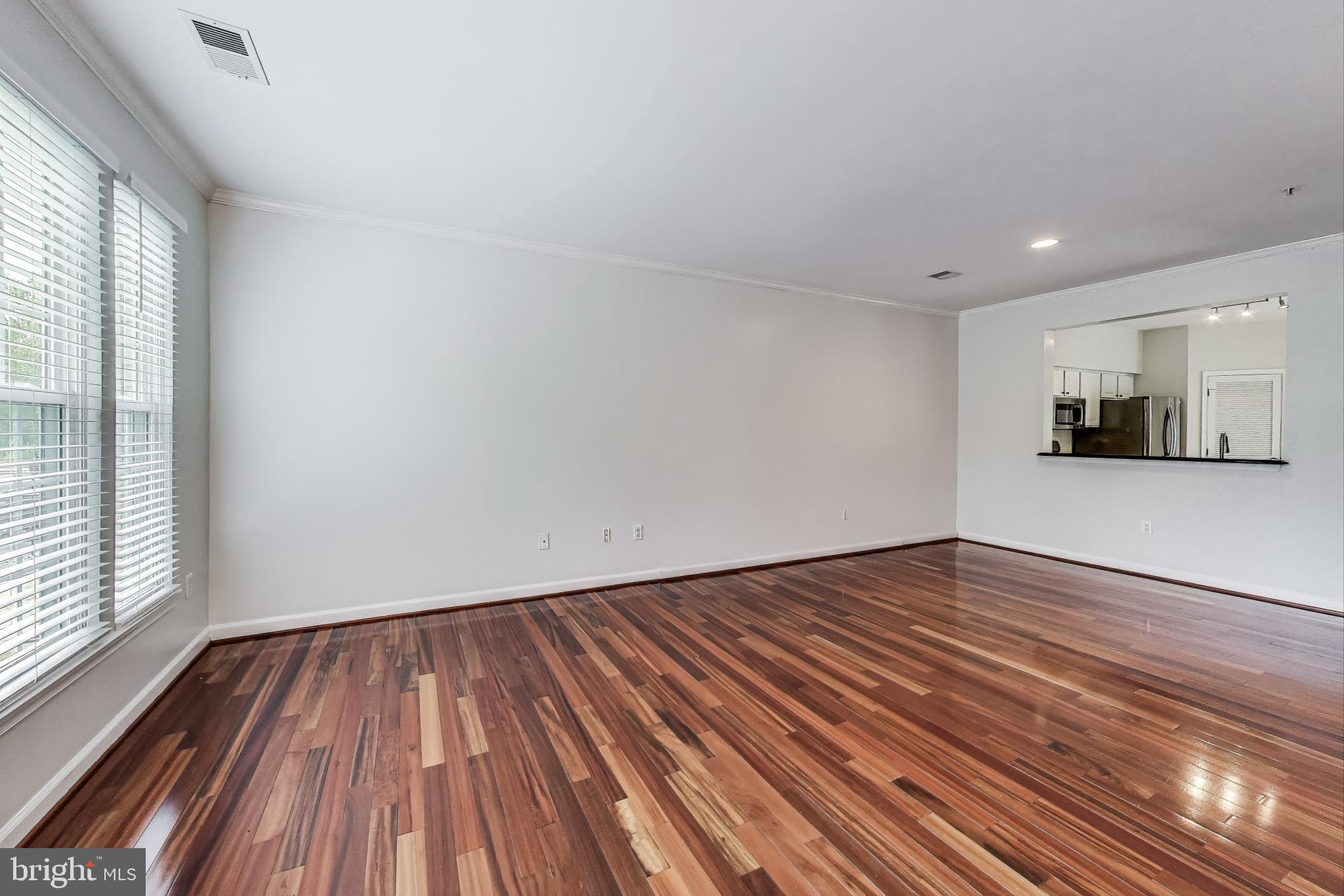 PINEY ORCHARD - Residential